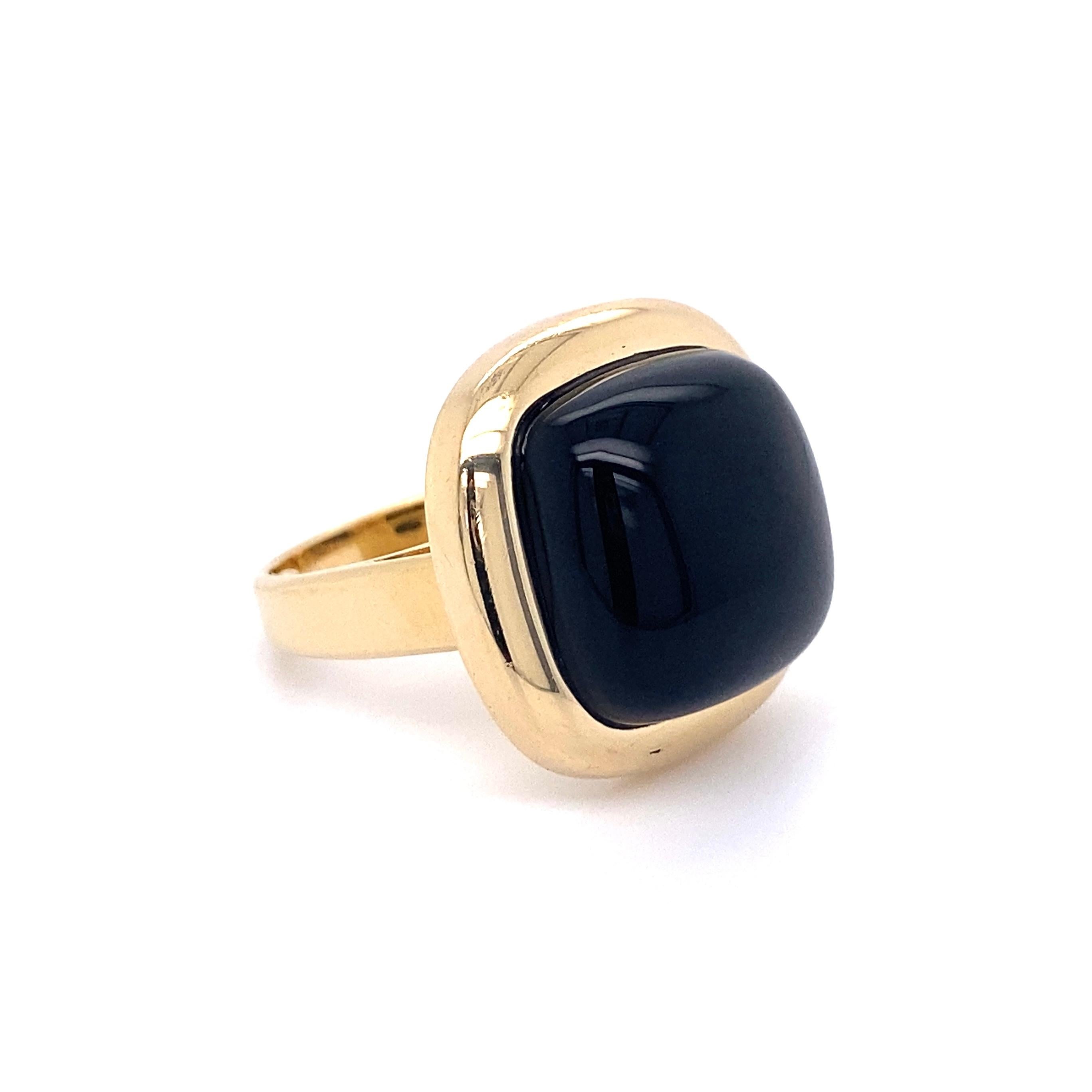Handsome Fine Quality Gent’s Classic Cushion Onyx 14K Yellow Gold Signet Ring. Center 1.15