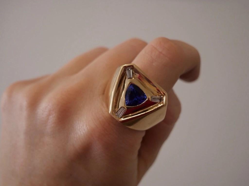 Herren Custom 40,72 Gramm Tansanit & Diamant 14K Gelbgold Ring Größe 12,5 im Angebot 2