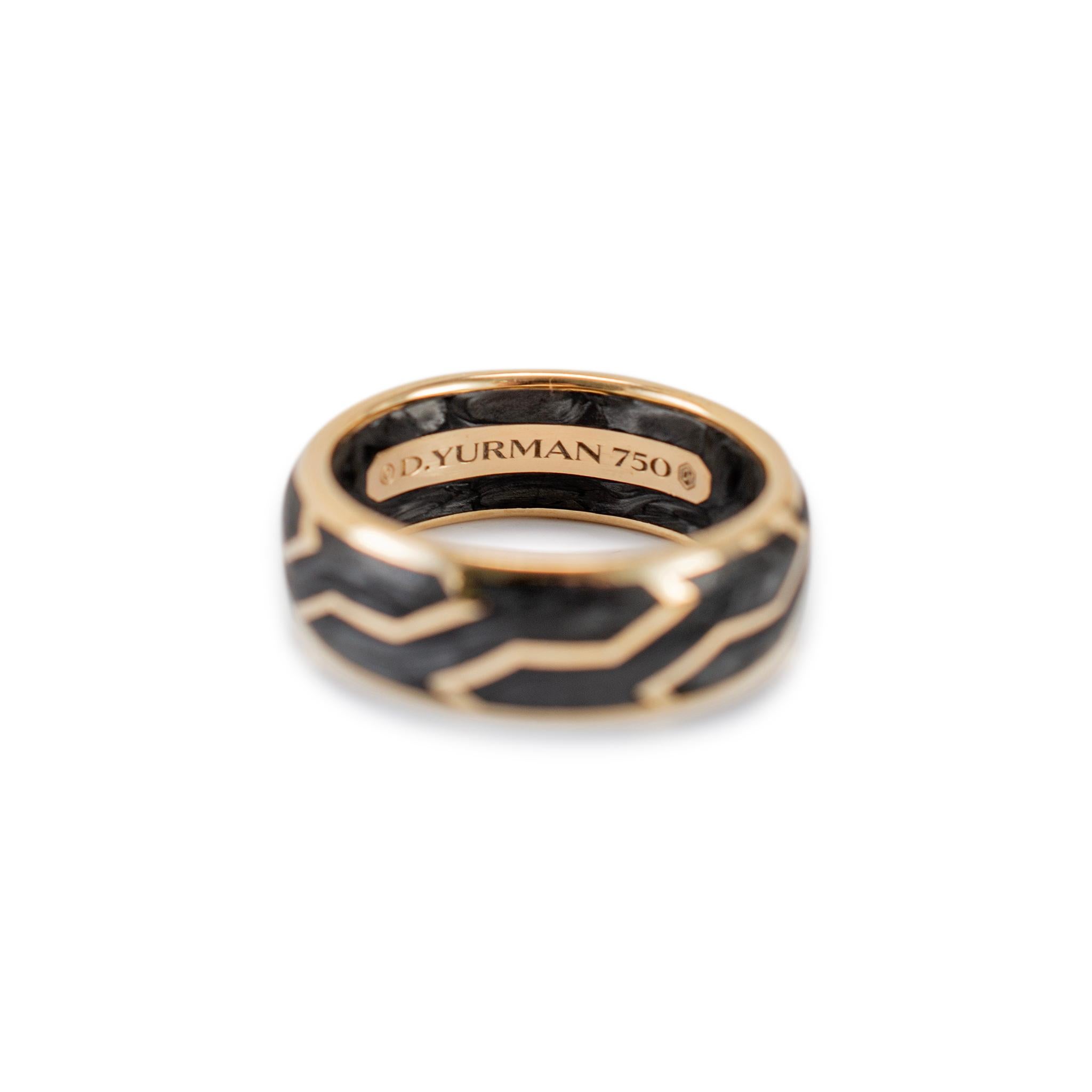 Anneau de mariage 8,5 mm en or jaune 18K de David Yurman, en carbone forgé en vente 1