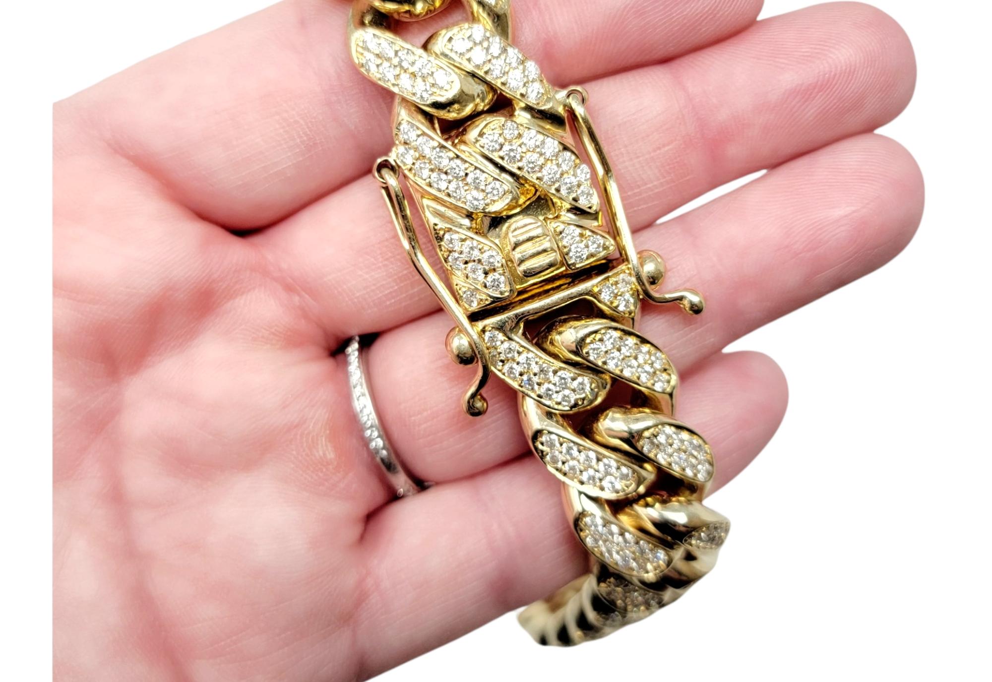 Men's Diamond and 10 Karat Yellow Gold Polished Cuban Link Bracelet 10.15 Carats For Sale 4