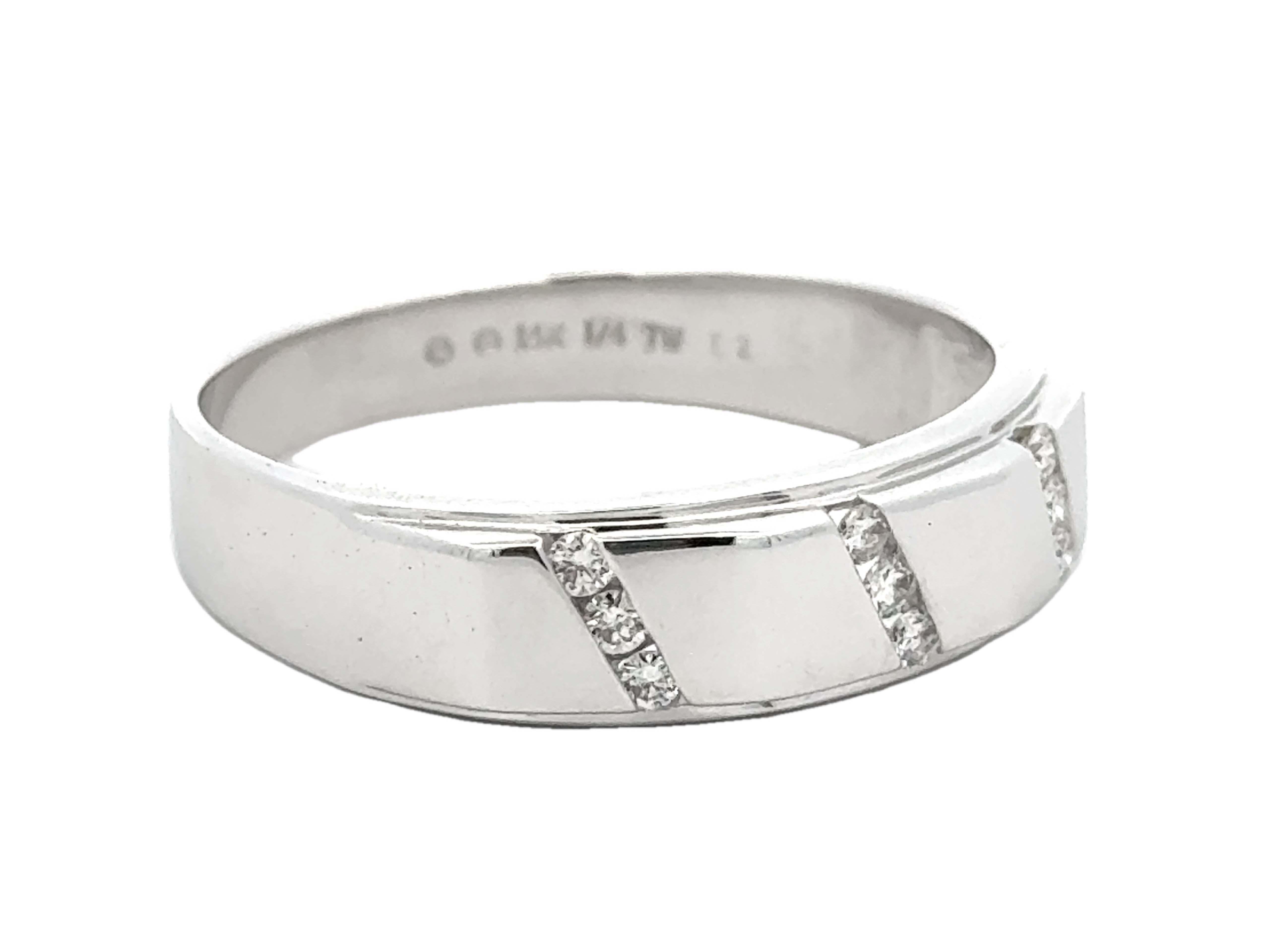 Modern Mens Diamond Band Ring 14k White Gold Size 16 For Sale
