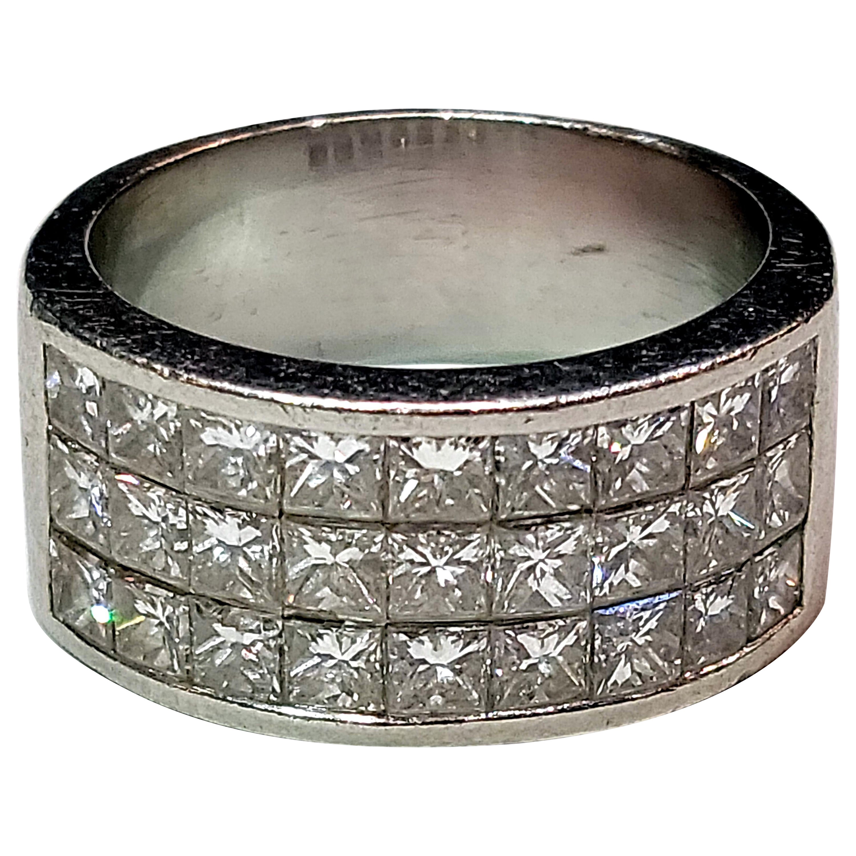 Anillo de diamantes para hombre en venta