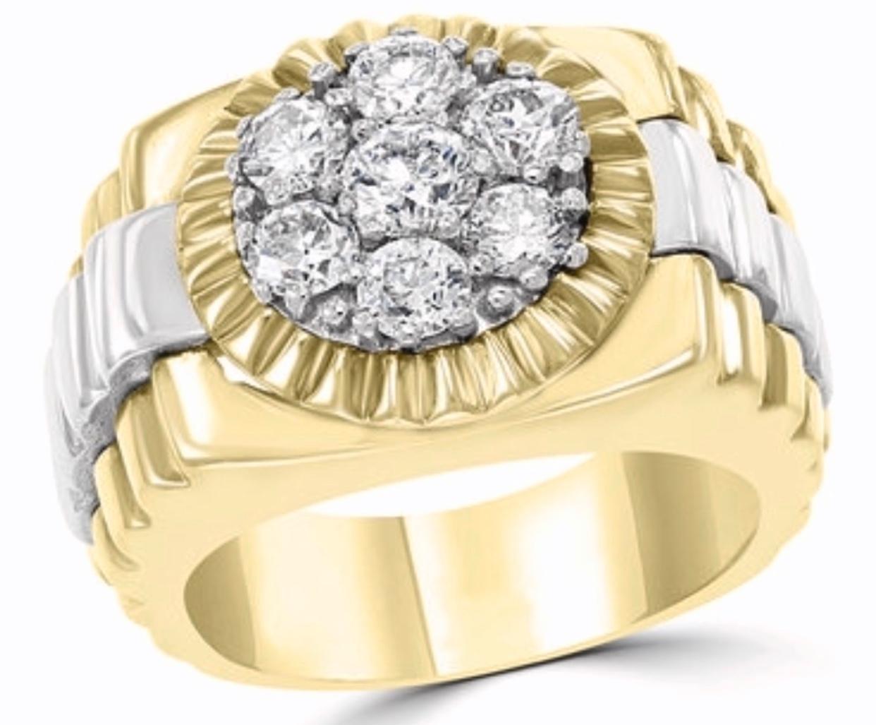 MENS DIAMOND CLUSTER RING BRILLIANT ROUND CUT 1.5 CARAT 7 STONE 18KT YELLOW GOLD

This is a Nice traditional 7  diamond  ring  from our premium wedding collection for Men
 7  Round diamonds VS quality are set to make a Flower . Natural