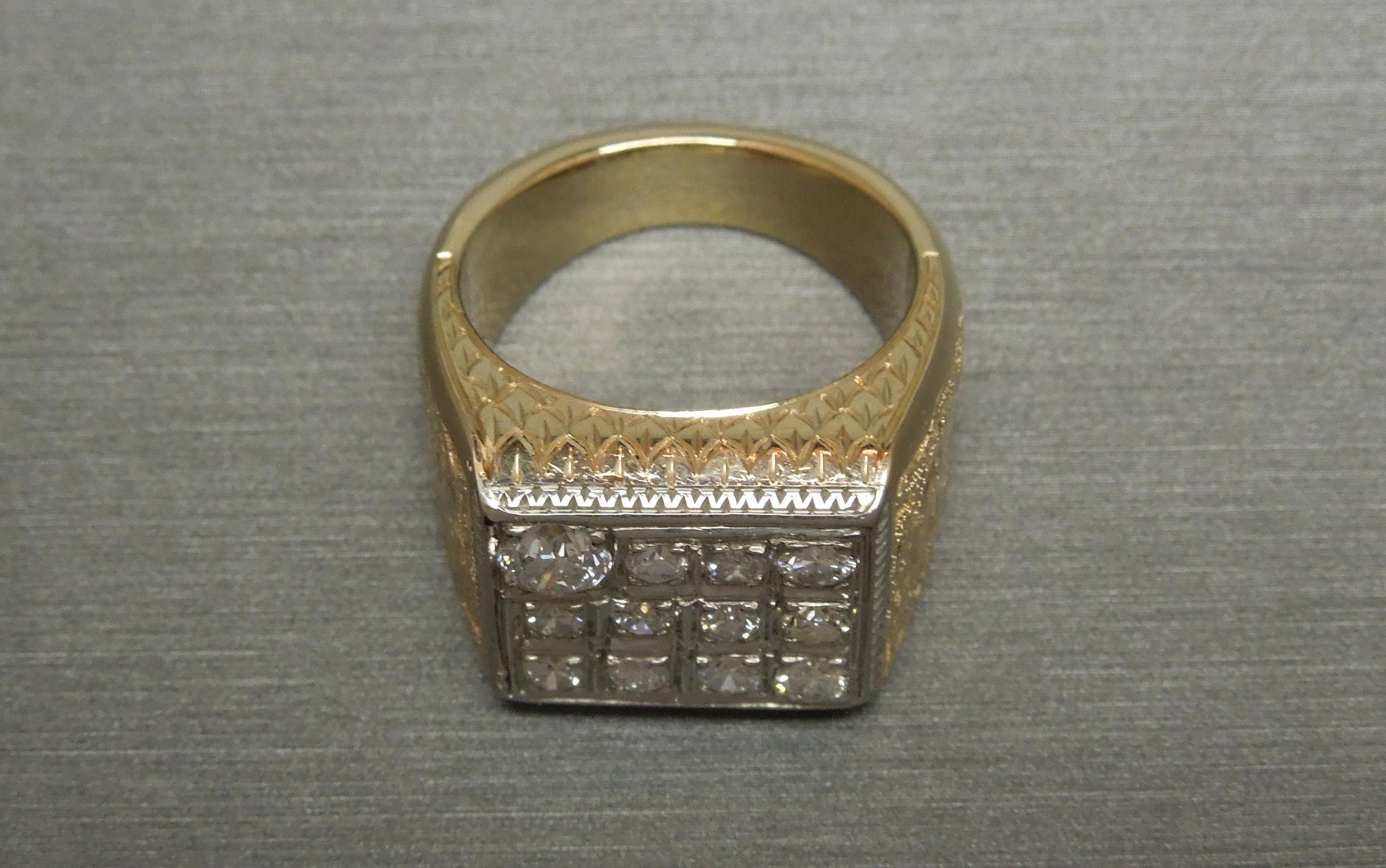 Men's Diamond Dice Medusa Ring In Excellent Condition For Sale In METAIRIE, LA