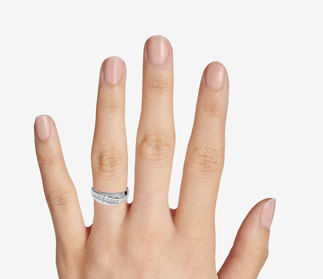 Mens, Diamond & Gold Engagement Band/Ring For Sale 1