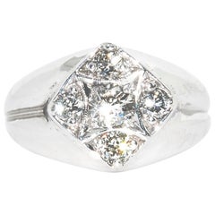 Men’s Diamond Pinky Ring in 14 Karat White Gold
