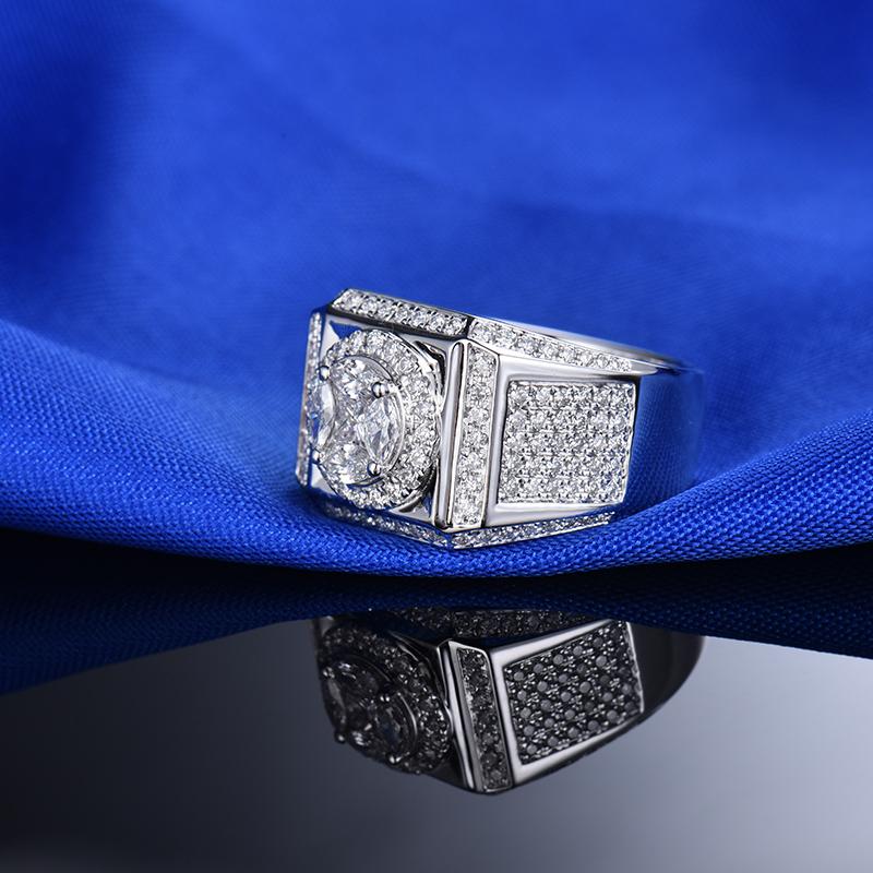 Mixed Cut Mens Diamond Ring 18 Karat White Gold For Sale
