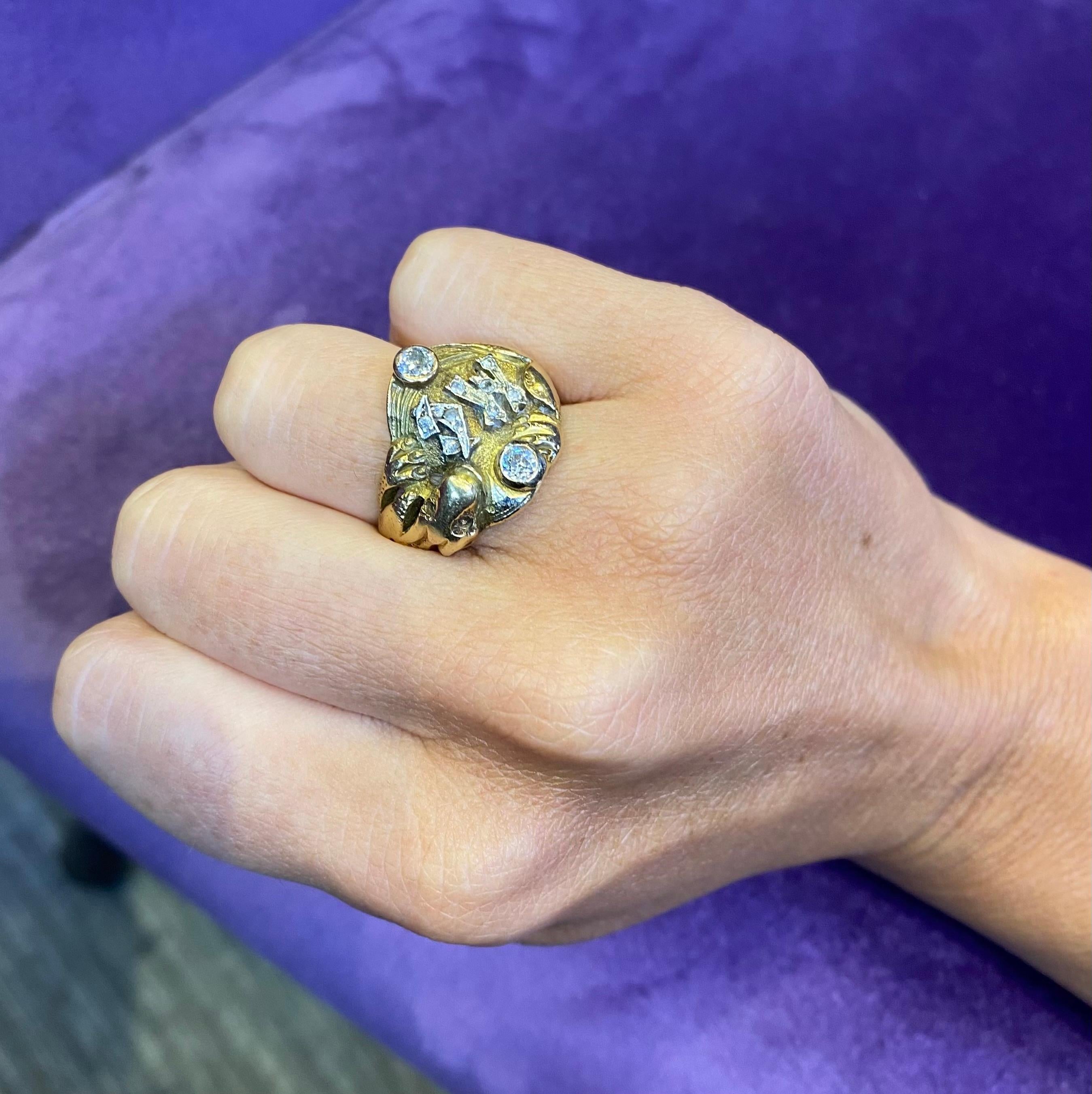 Round Cut Men's Diamond Ring For Sale