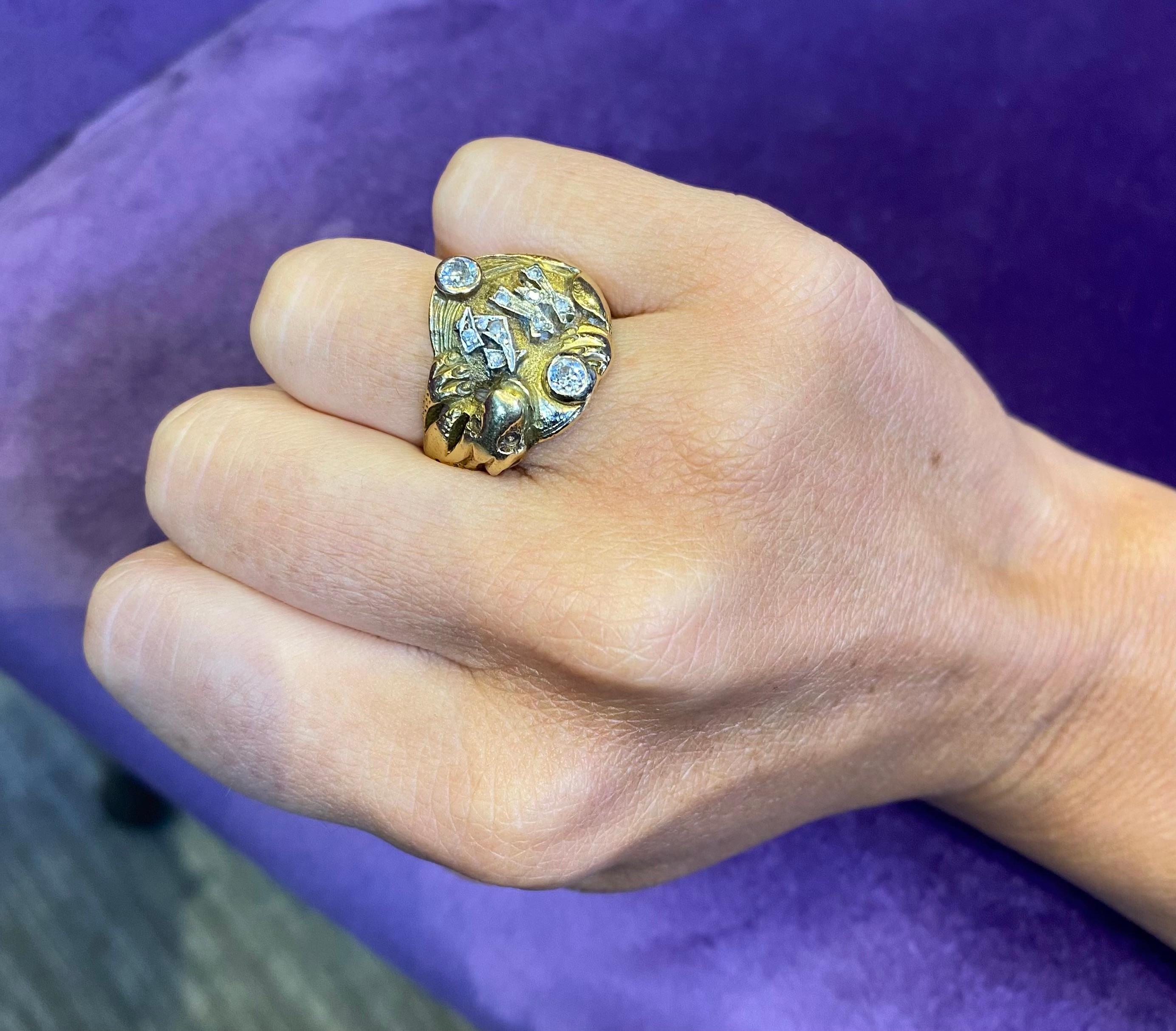 Men's Diamond Ring In Excellent Condition For Sale In New York, NY
