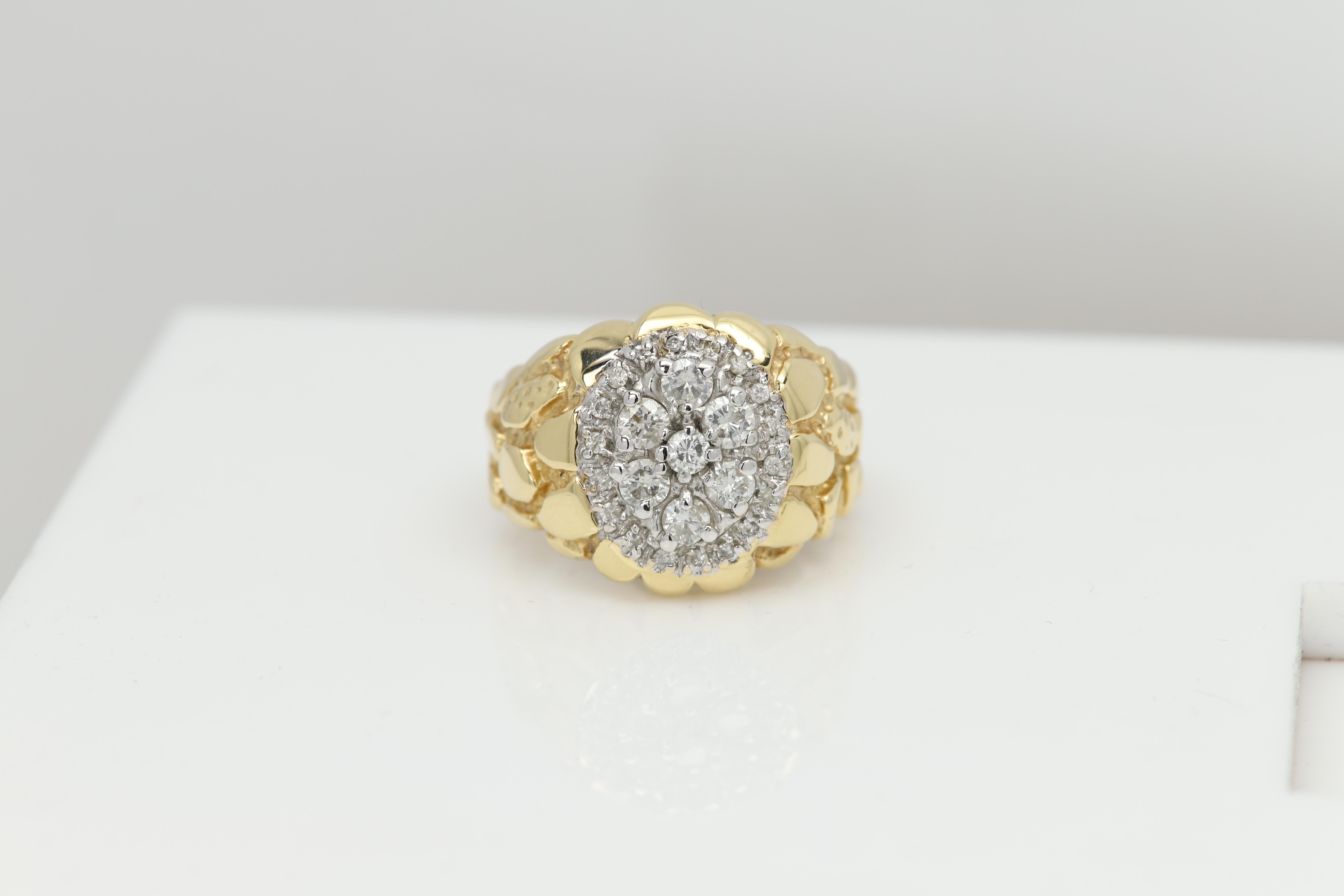 Herren Diamantring Vintage Cluster Nugget Design Diamanten 14 Karat Gold (Rundschliff) im Angebot