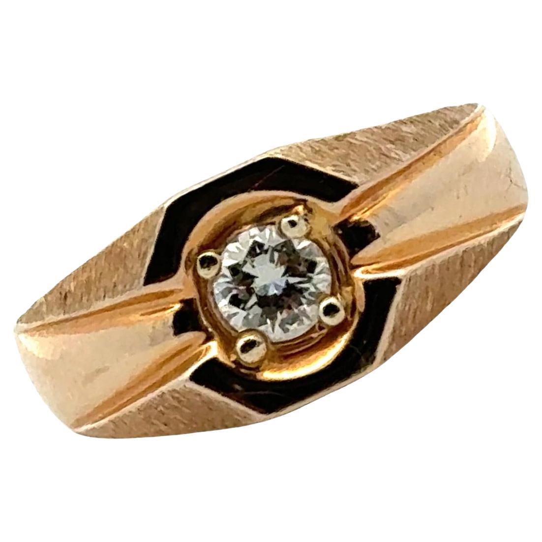 Men's Diamond Solitaire 14 Karat Yellow Gold Vintage Band Ring For Sale