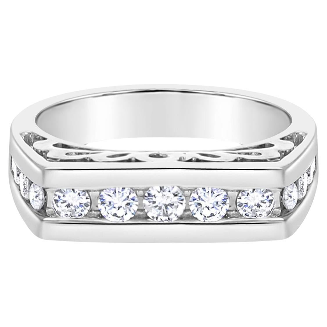 Fascia nuziale maschile con diamante da 0,80cttw in oro bianco 14k in vendita