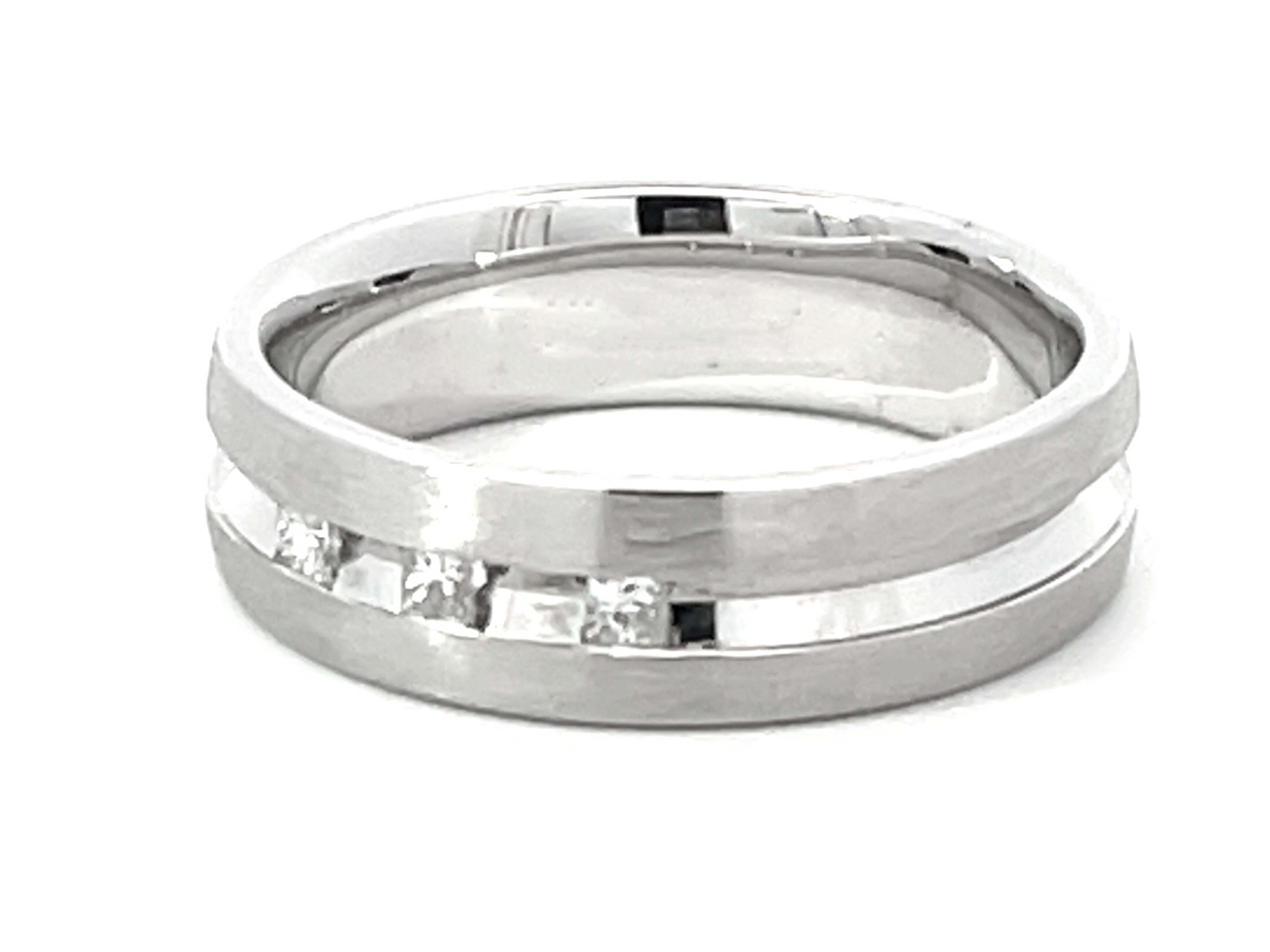 Brilliant Cut Mens Diamond Wedding Band Ring 18k White Gold For Sale