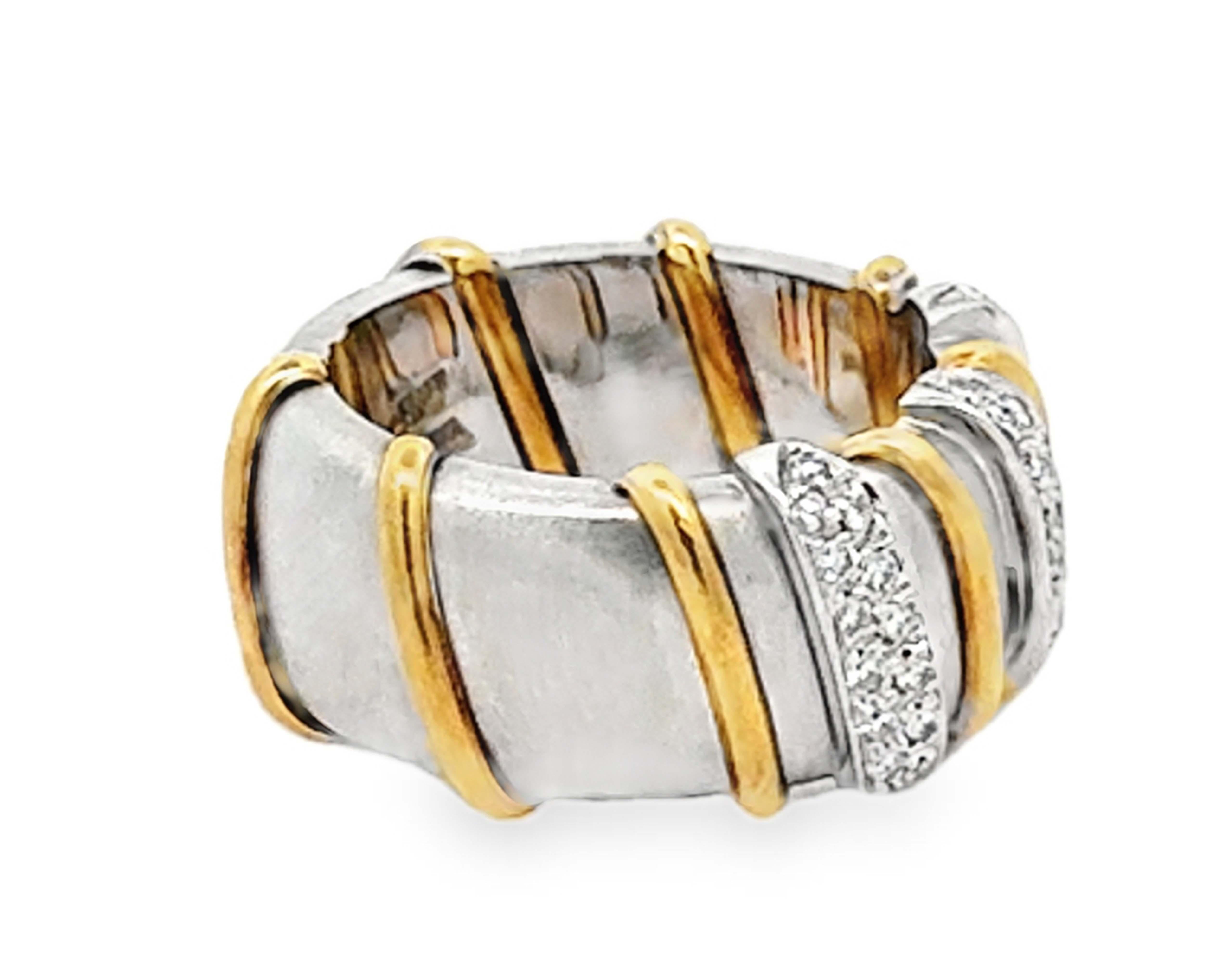 Mens Diamond Wedding Band Ring 18K Yellow and White Gold In Excellent Condition For Sale In Honolulu, HI