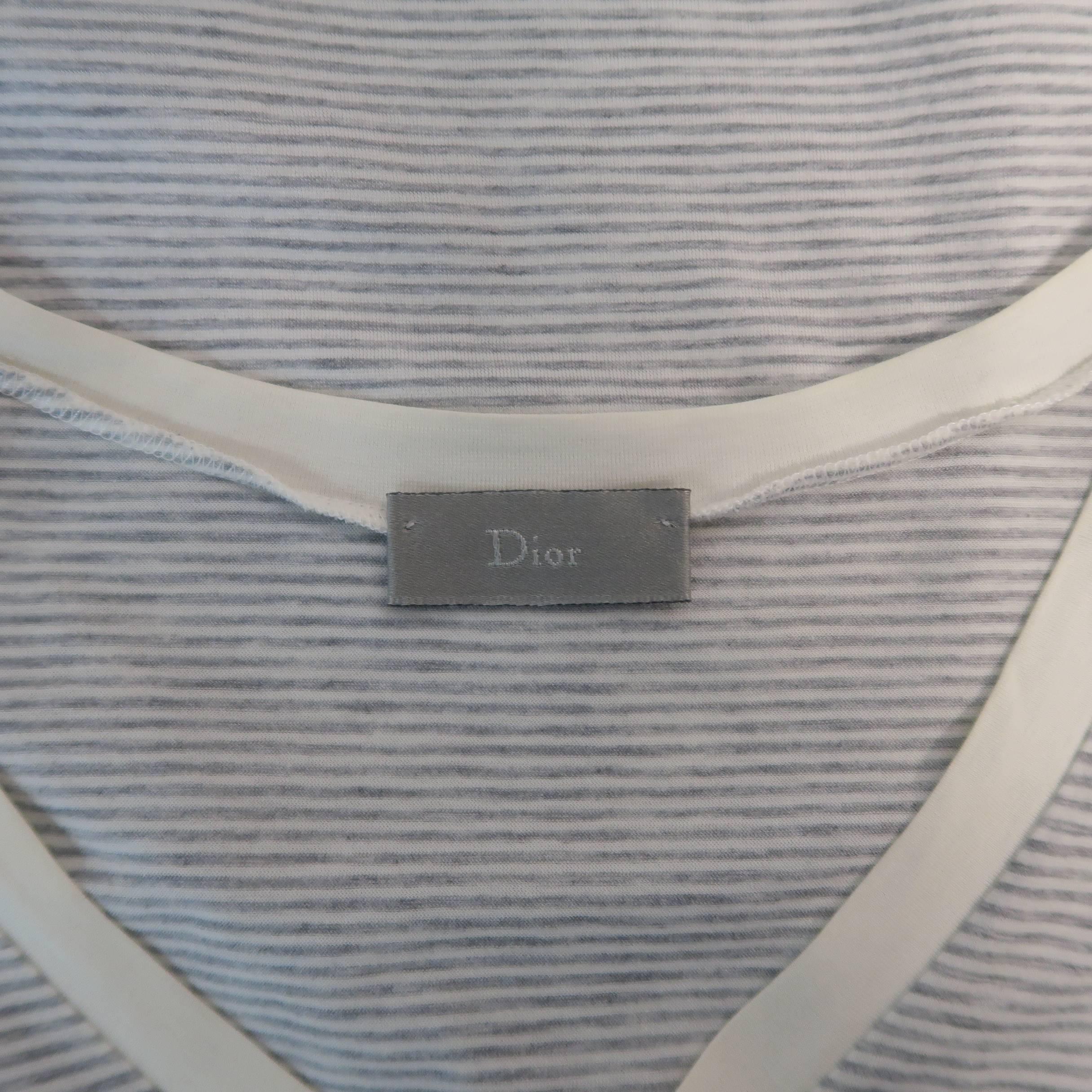 Dior Homme Light Grey Burnout Cotton V Neck Fly Embroidered T-shirt 2