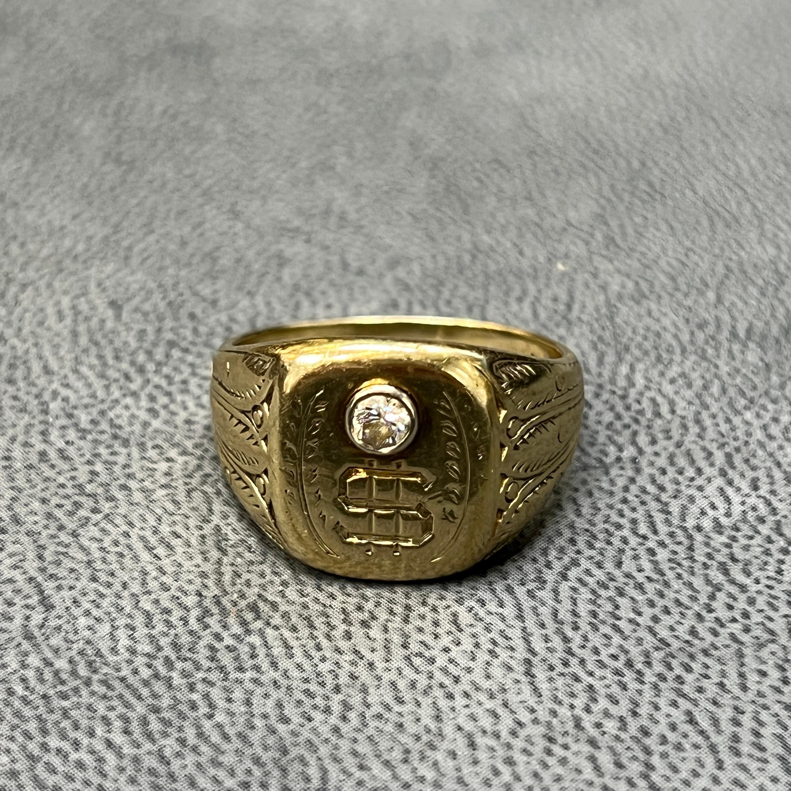 Herren Dollarzeichen Diamantring im Zustand „Hervorragend“ im Angebot in New York, NY