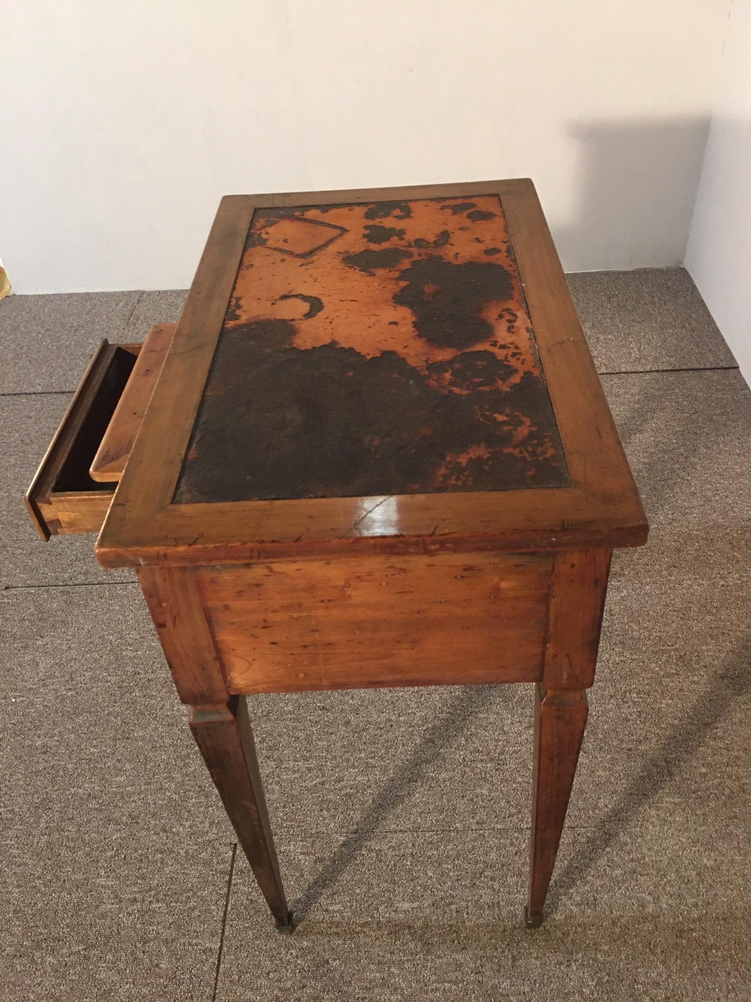 Tavolino da camera da uomo, francese, 19° secolo in vendita 1