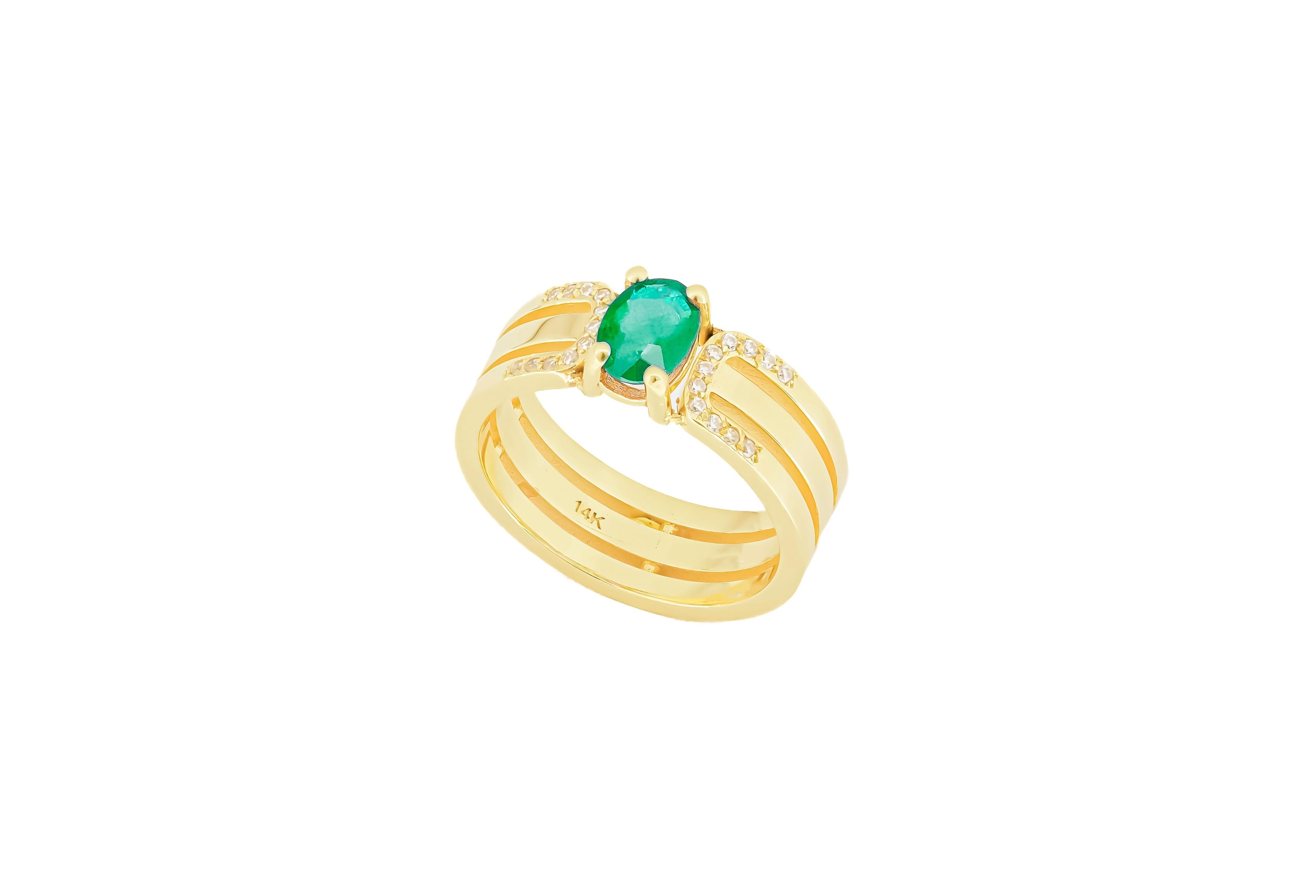 For Sale:  Men's emerald 14k gold ring. 7