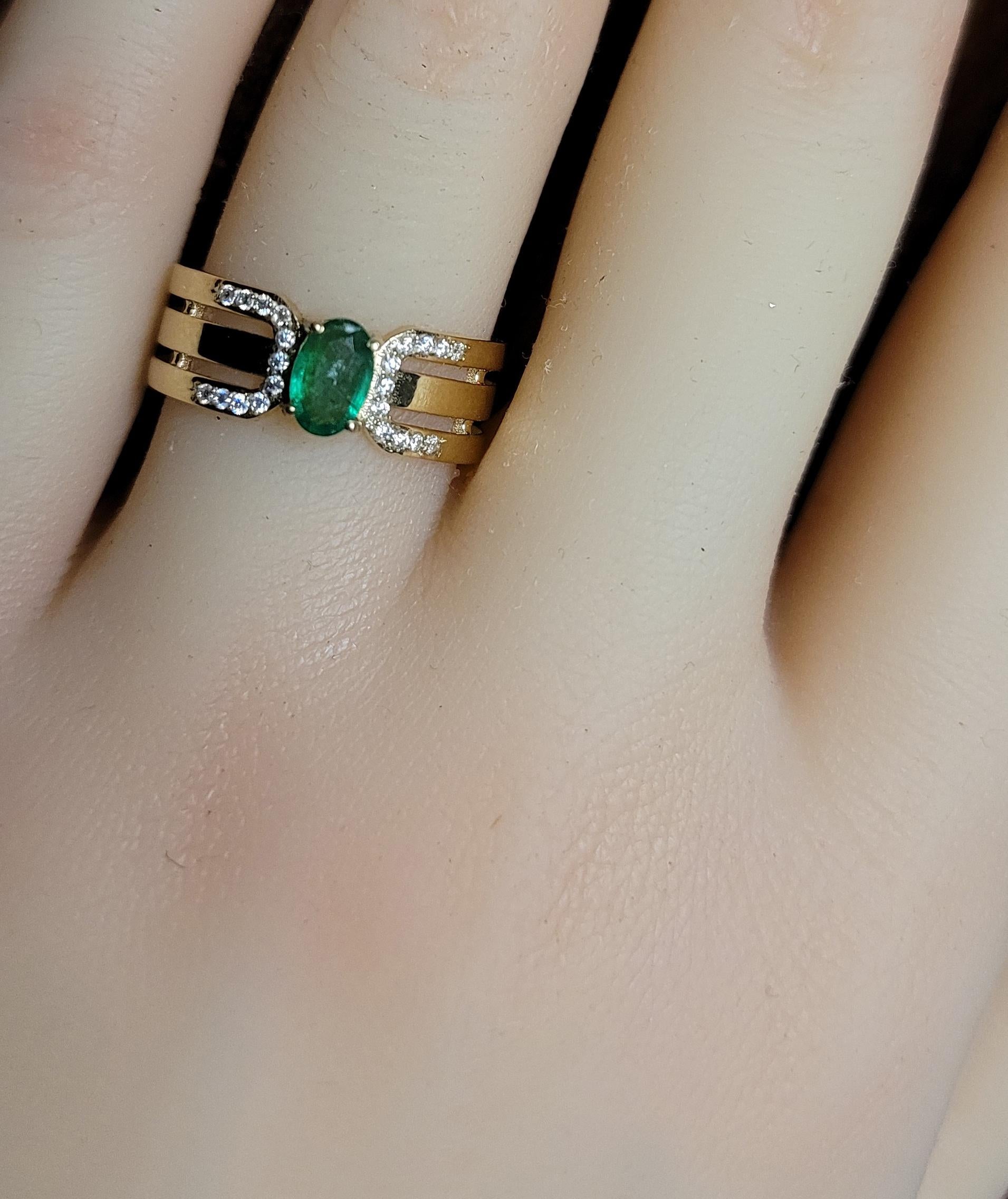 For Sale:  Men's emerald 14k gold ring. 4