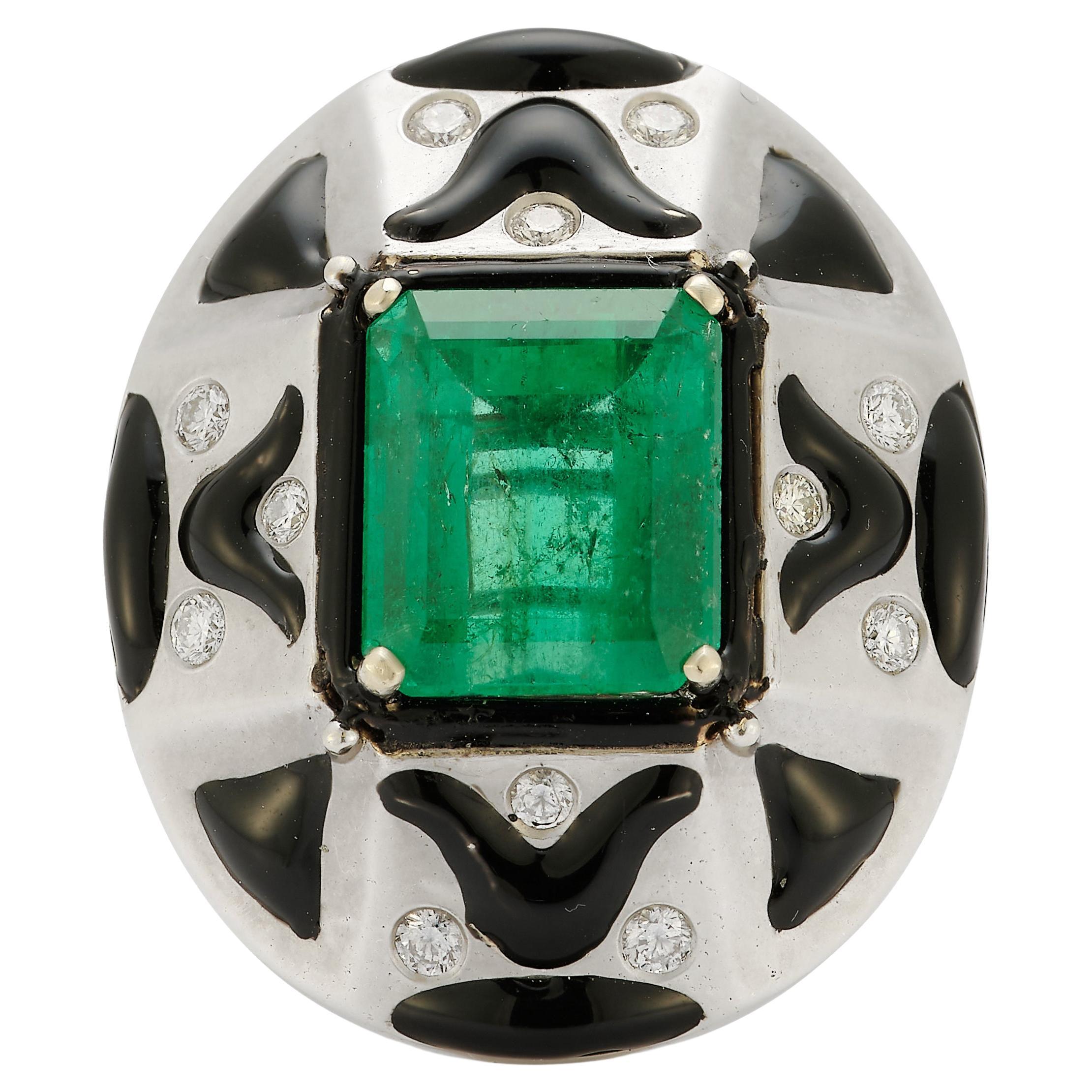 Anello da uomo con smeraldo e smalto in vendita