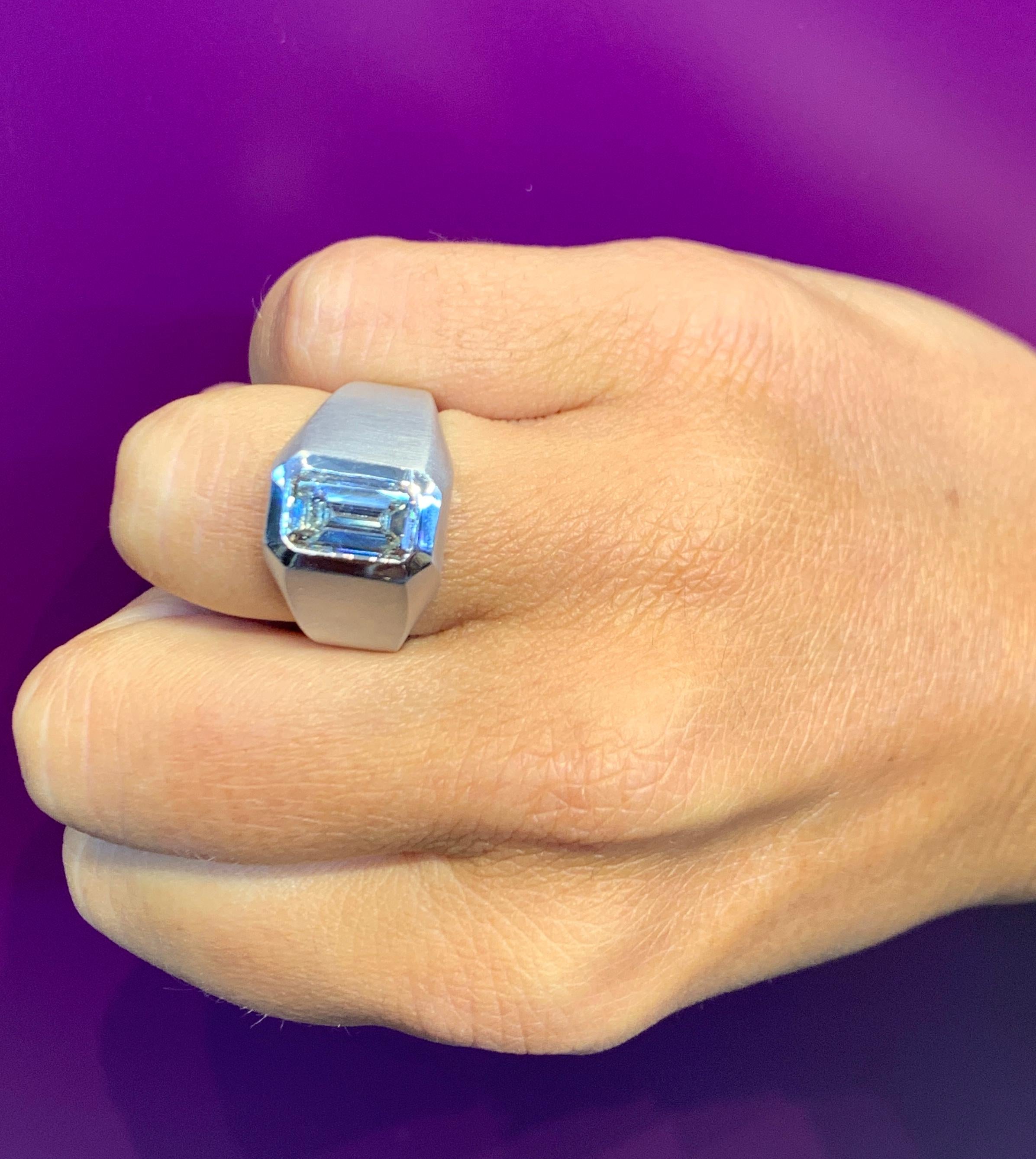 Smaragd-Diamant-Solitär-Ring für Männer Herren im Angebot