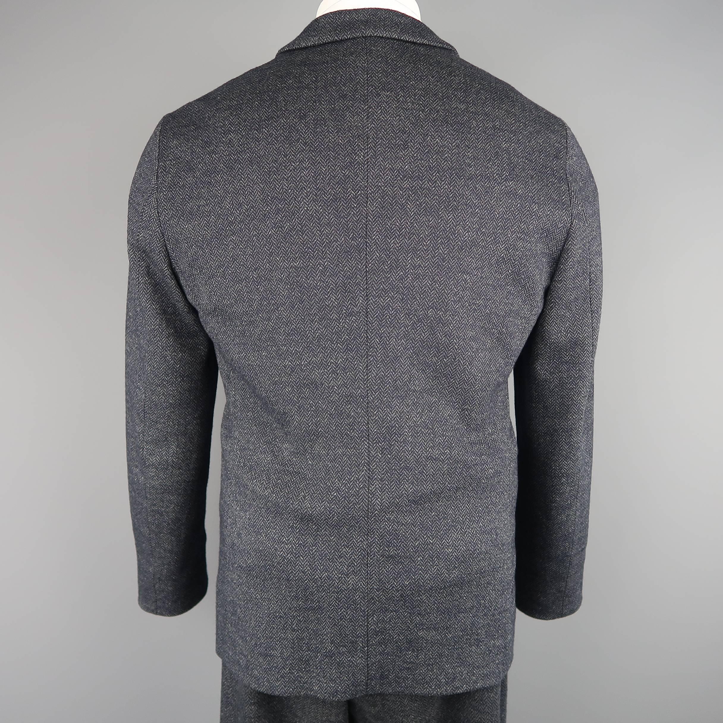 Men's EMPORIO ARMANI 38 Short Navy Herringbone Wool / Cotton 3 Piece Suit In Good Condition In San Francisco, CA