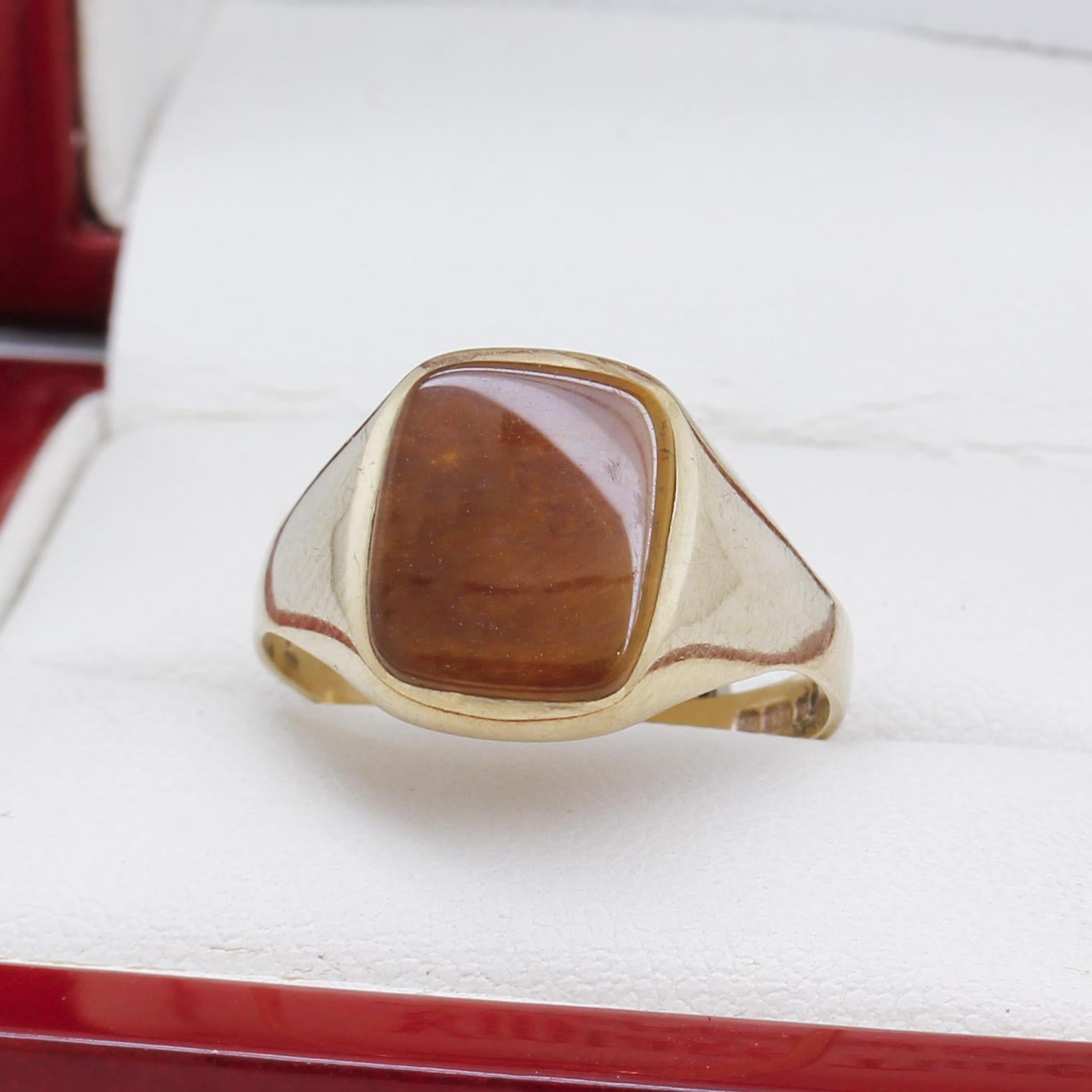 Men's Estate Yellow Gold Signet Ring For Sale 2
