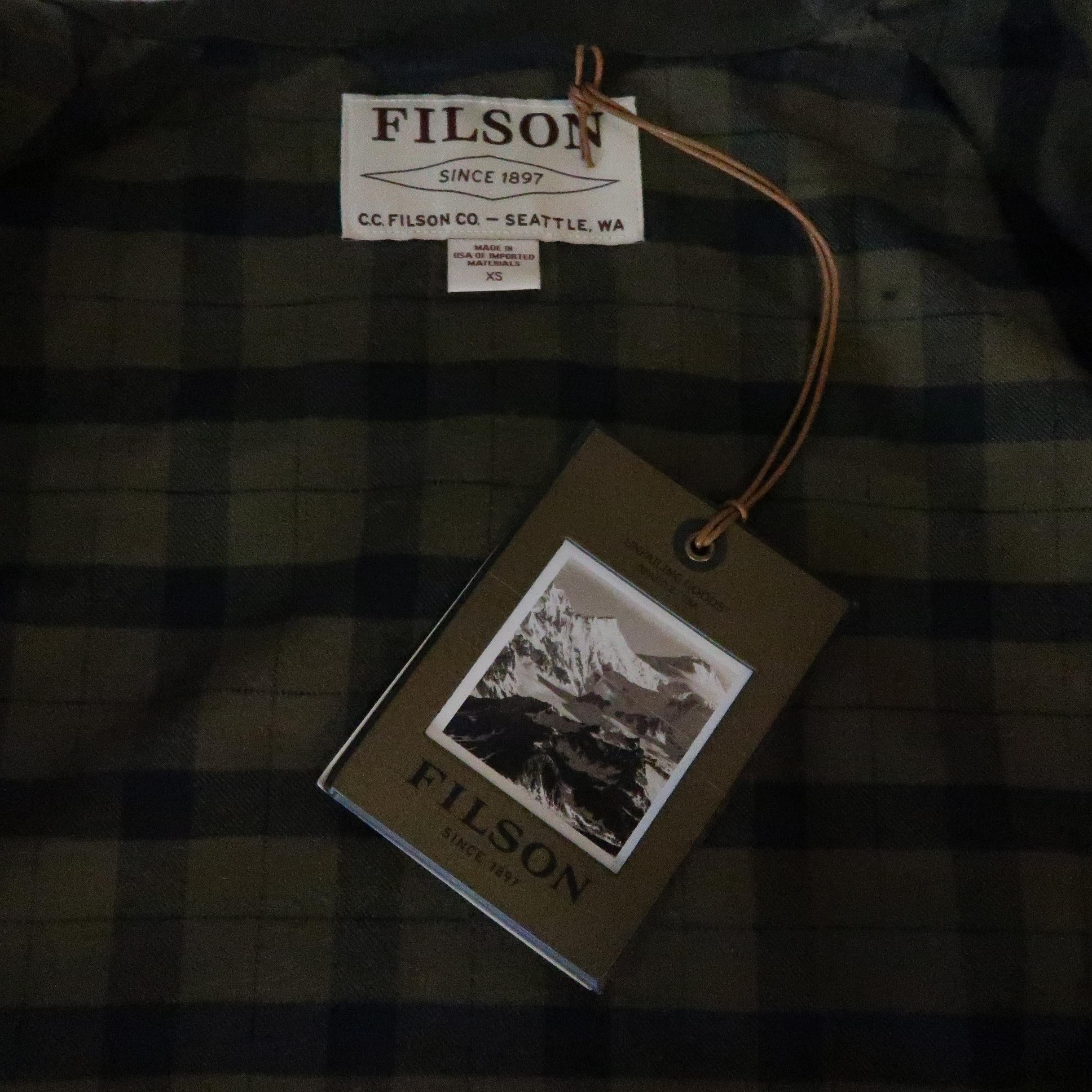 Black Men's FILSON XS Olive Waxed Cotton Flap Pocket Trucker Jacket