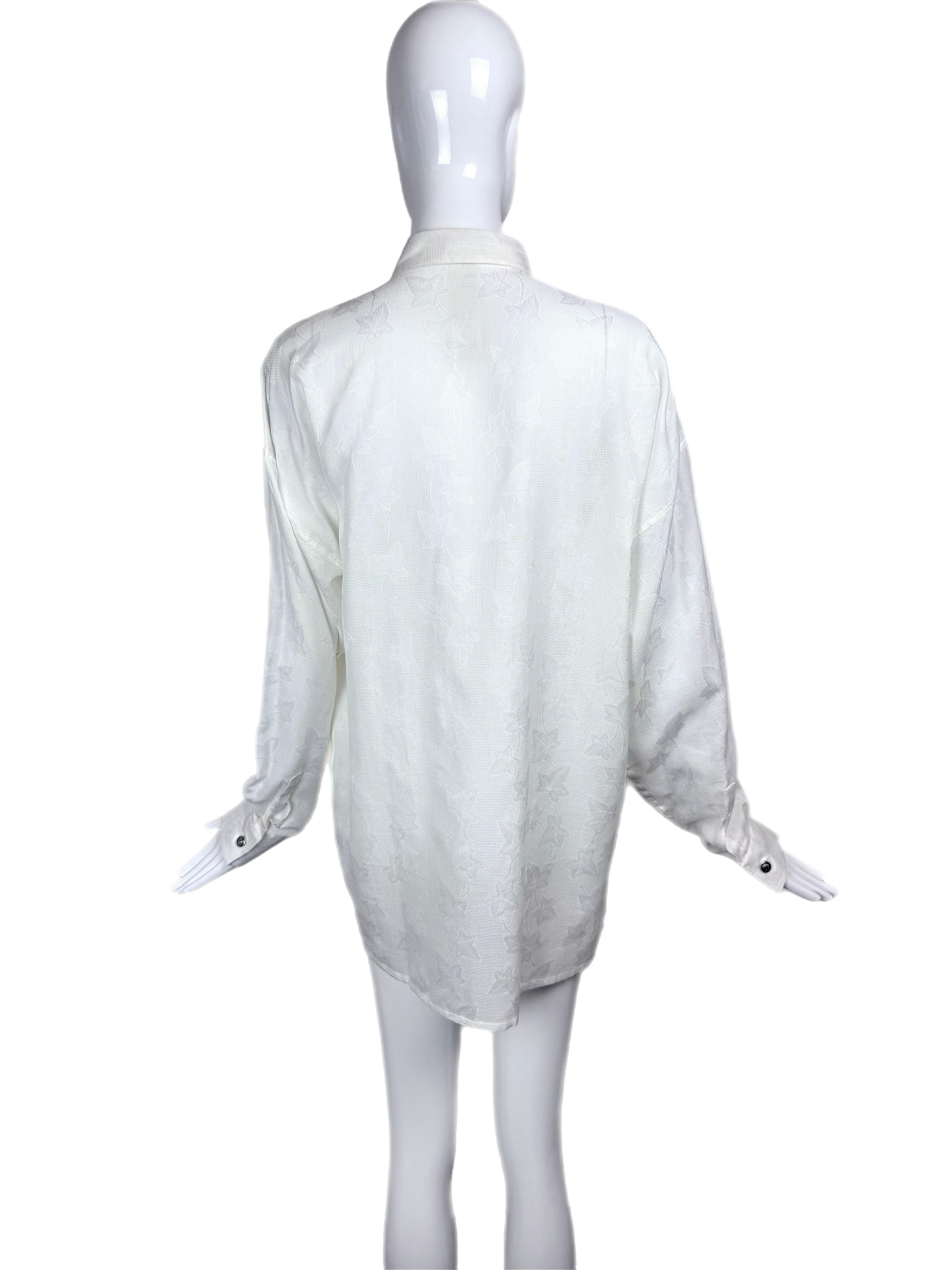 Men's GIANNI VERSACE 1997 vintage off white ivory printed shirt For Sale 4