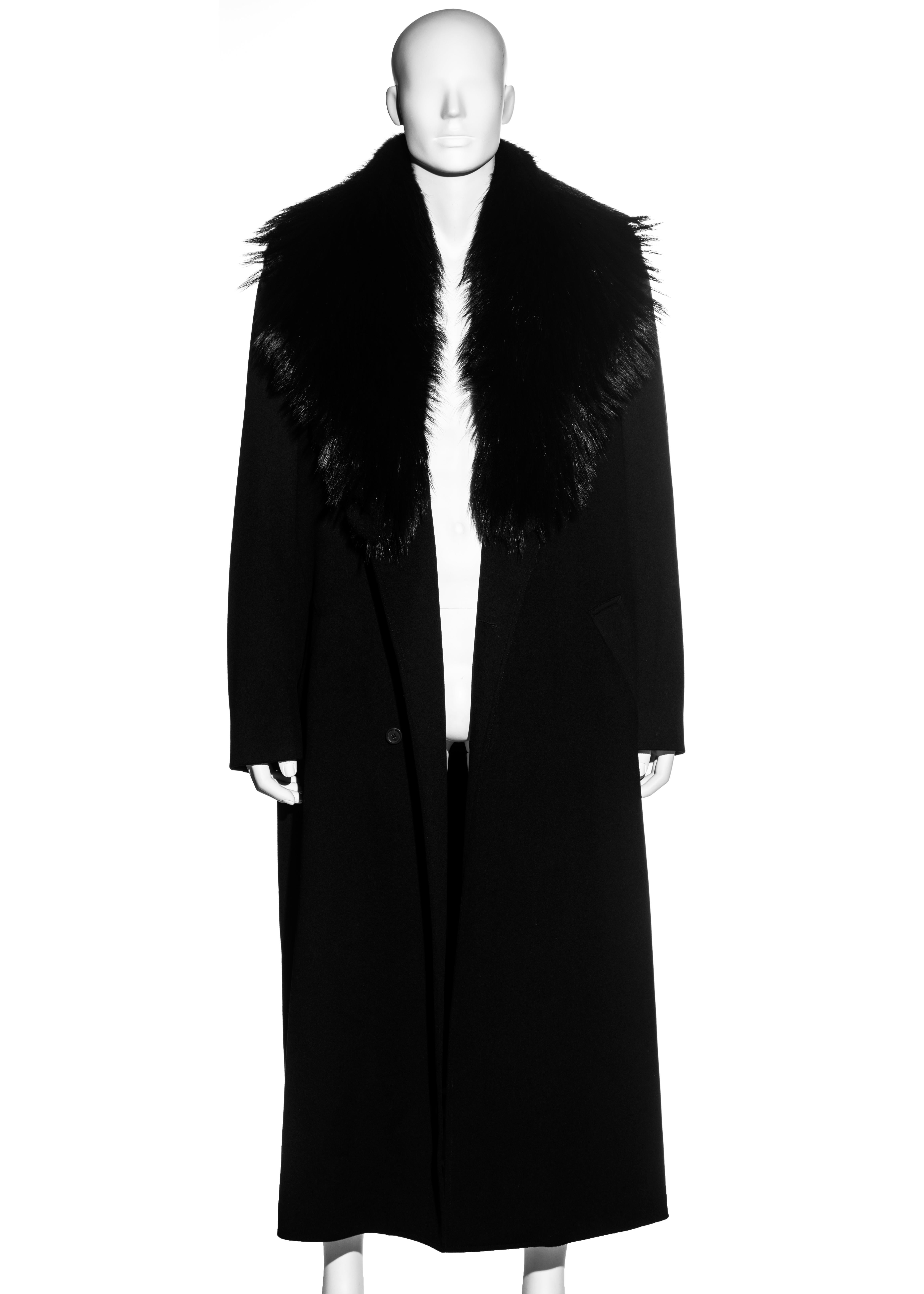 Men's Gianni Versace black cashmere wool oversized coat with fox fur, fw 1999 1