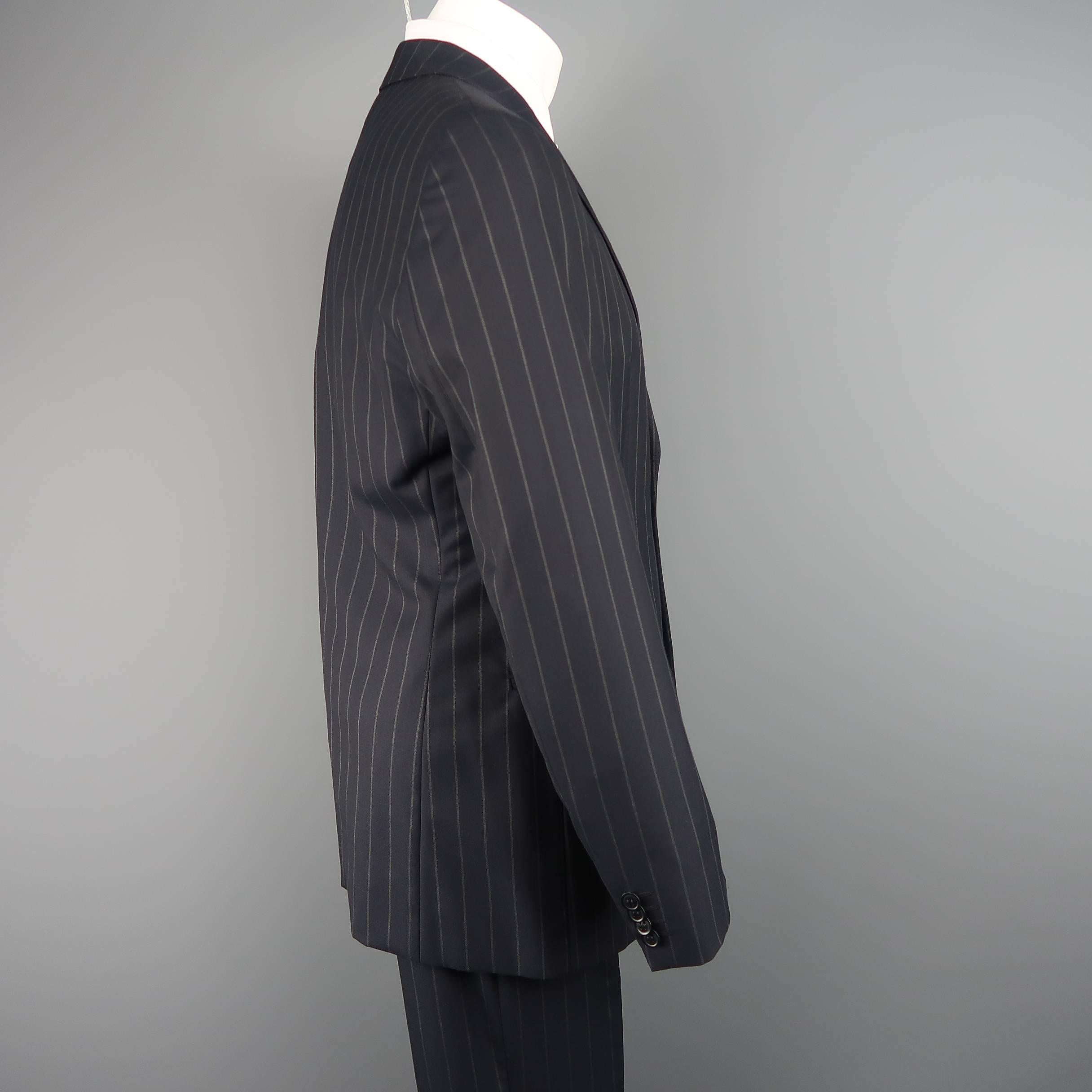Men's GIORGIO ARMANI 40 Regular Navy Stripe Wool Single Button Notch Lapel Suit In Good Condition In San Francisco, CA