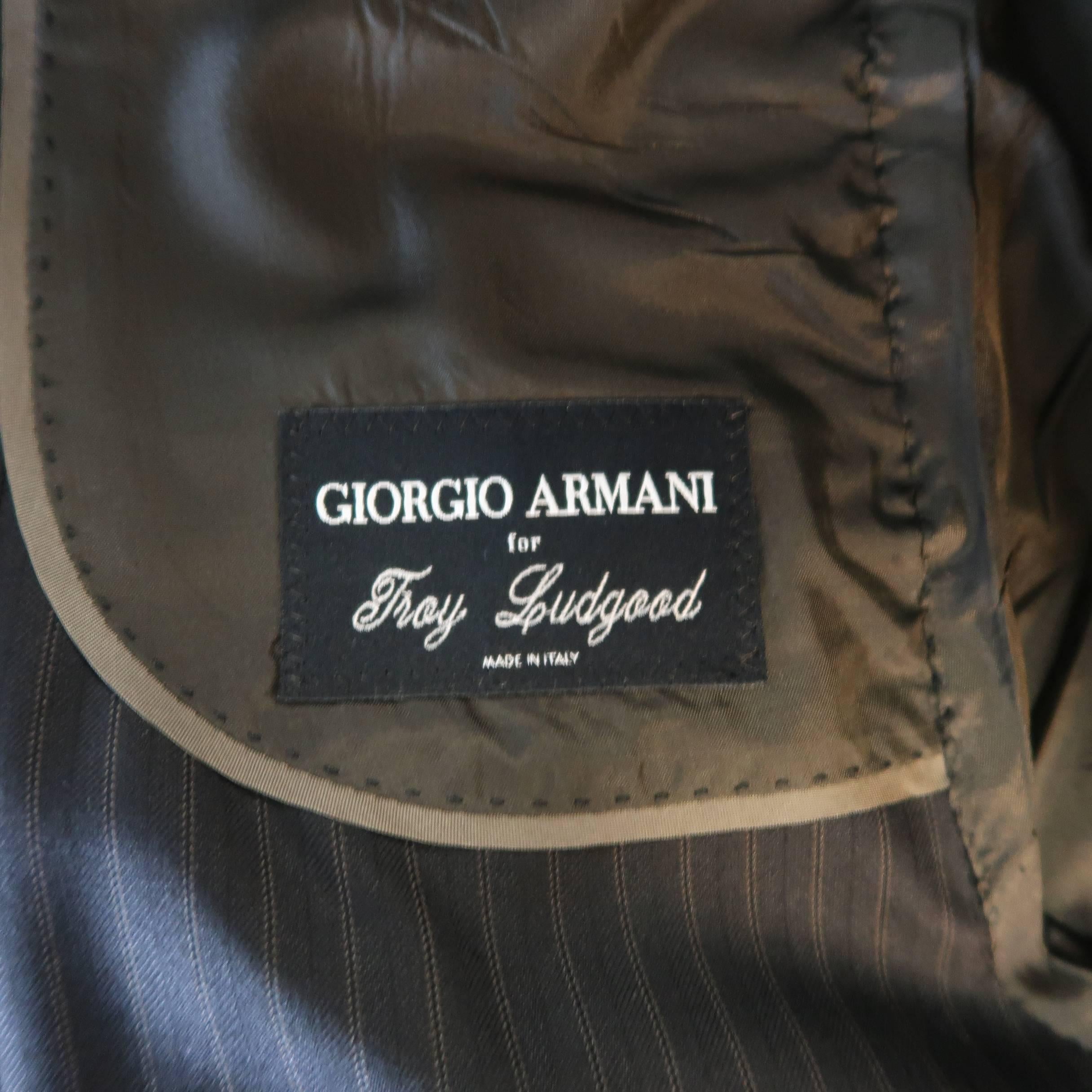 Giorgio Armani 42 Charcoal Window Pane Wool Notch Lapel 2 piece Suit 2