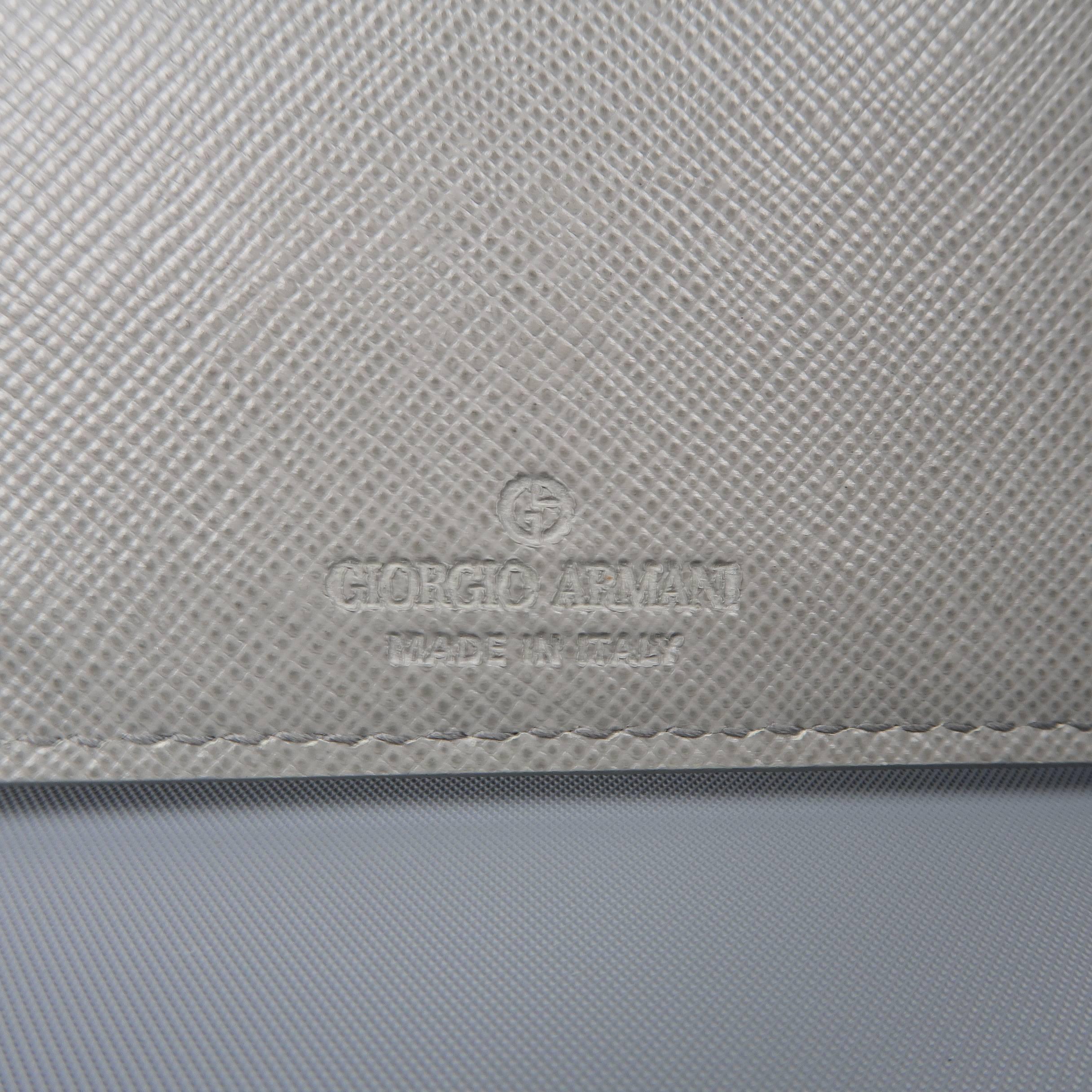 Giorgio Armani Men's Light Gray Textured Leather Money Clip Bifold Wallet 2