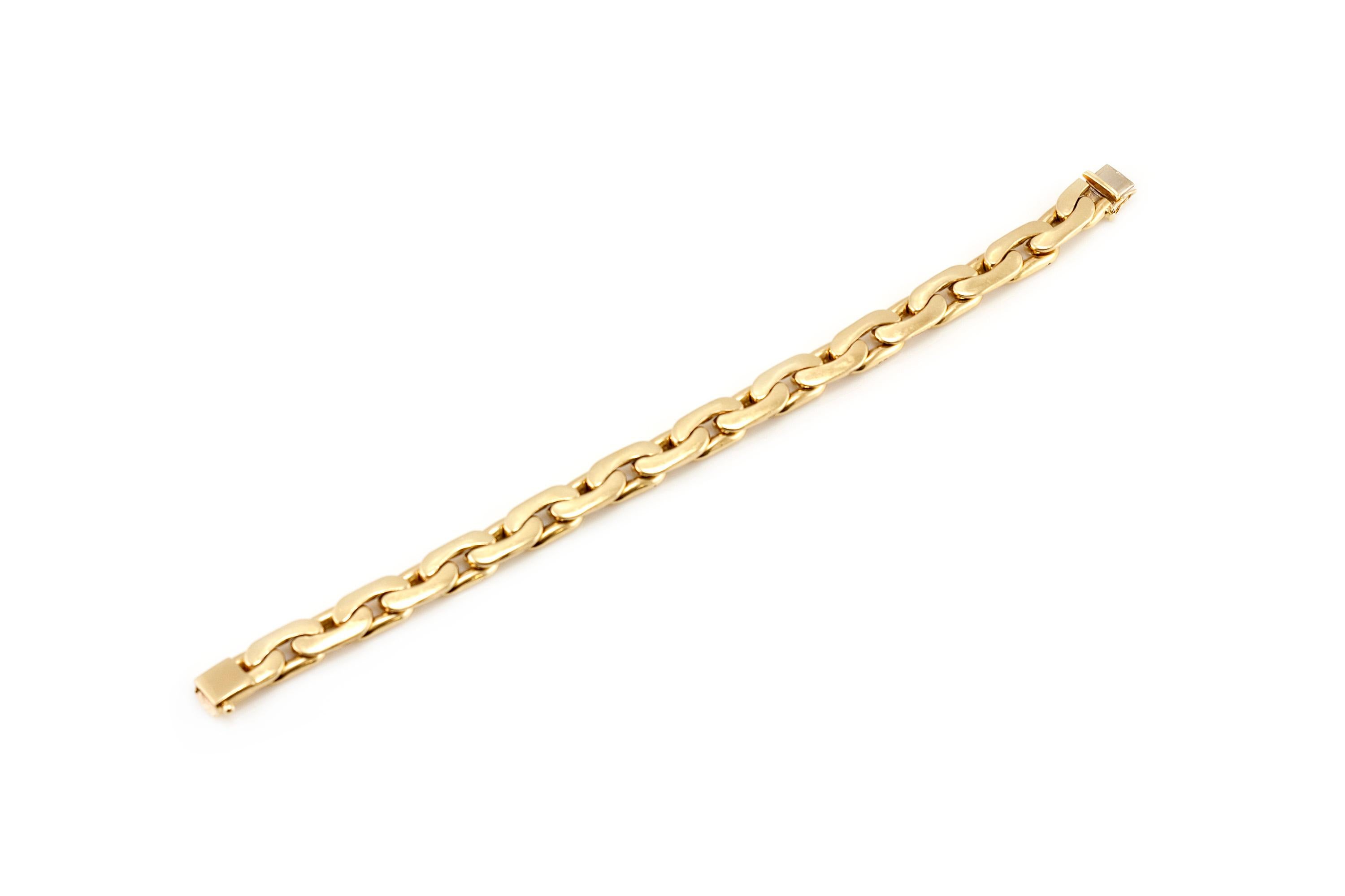 Finely crafted in 14K yellow gold.
Made in Italy
8 1/4 inches