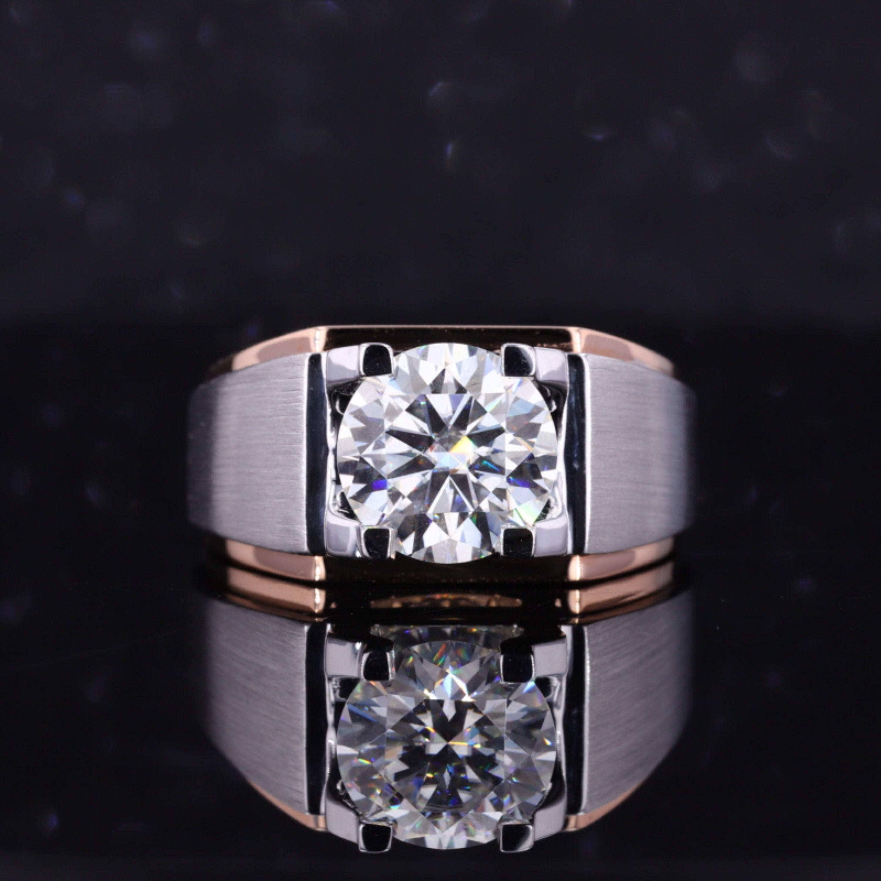 For Sale:  18K Gold 2 CT Natural Diamond Antique Art Deco Style Engagement Ring For Men 5