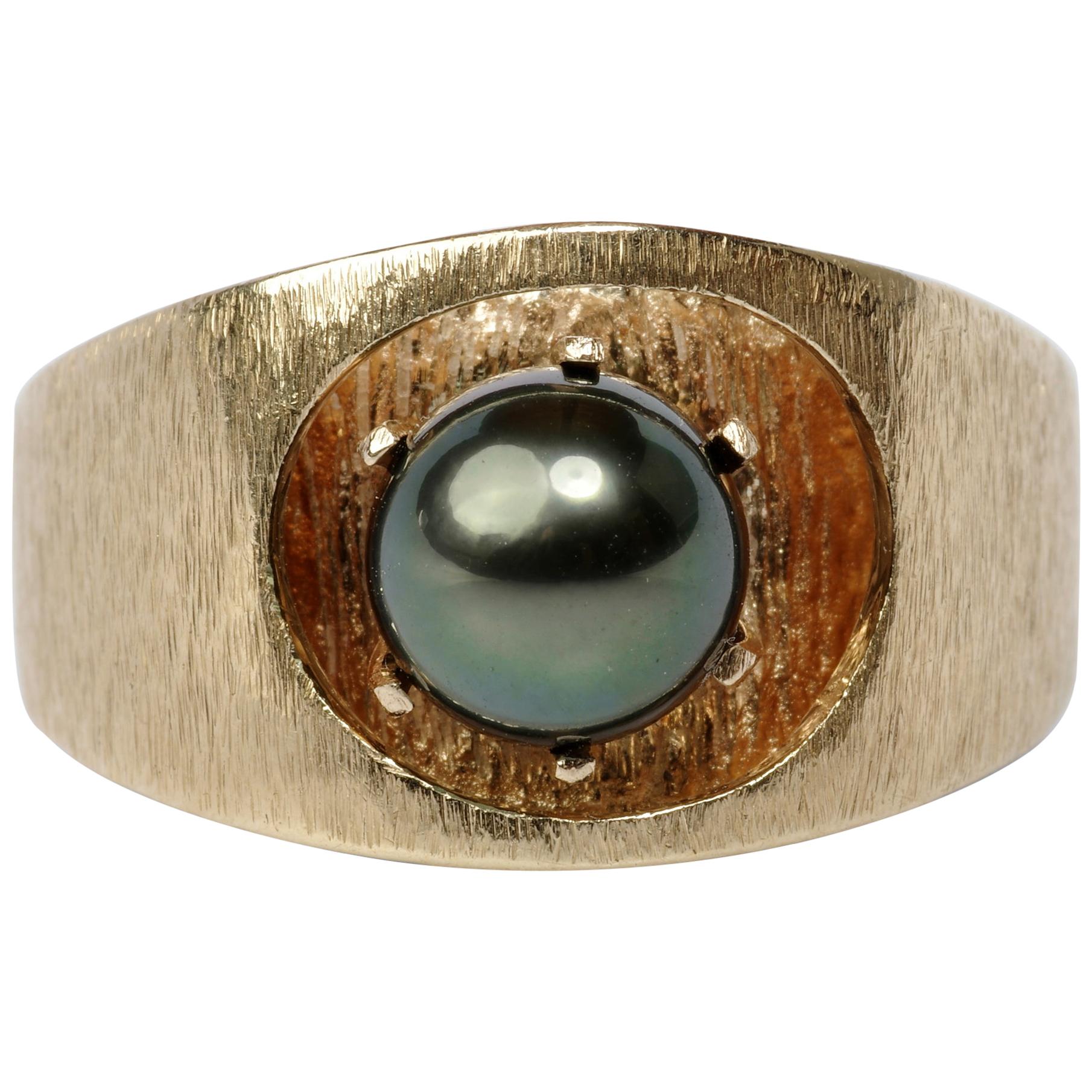 Men's Gold Ring with Tahitian Pearl, circa 1970s