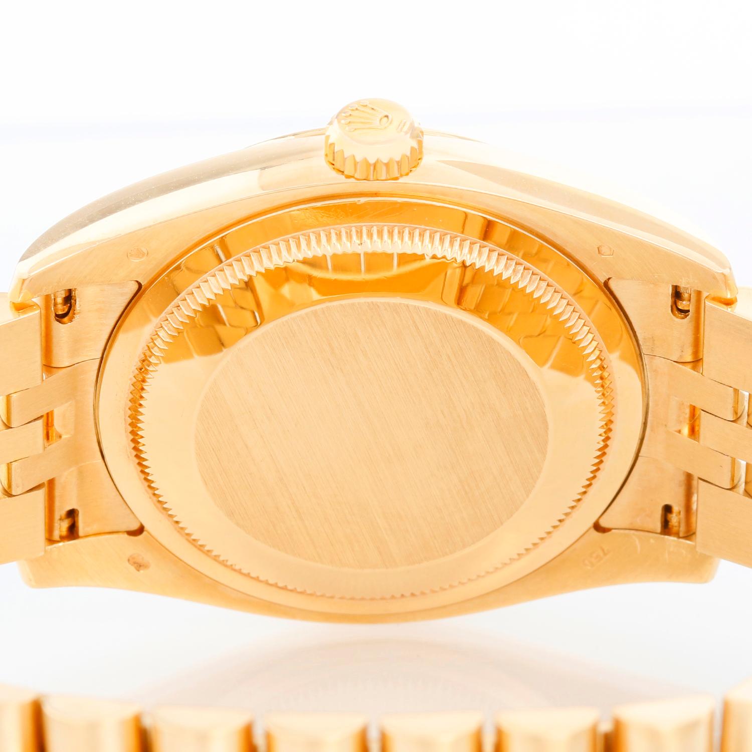 Men's Gold Rolex Datejust Watch 116208 In Excellent Condition In Dallas, TX