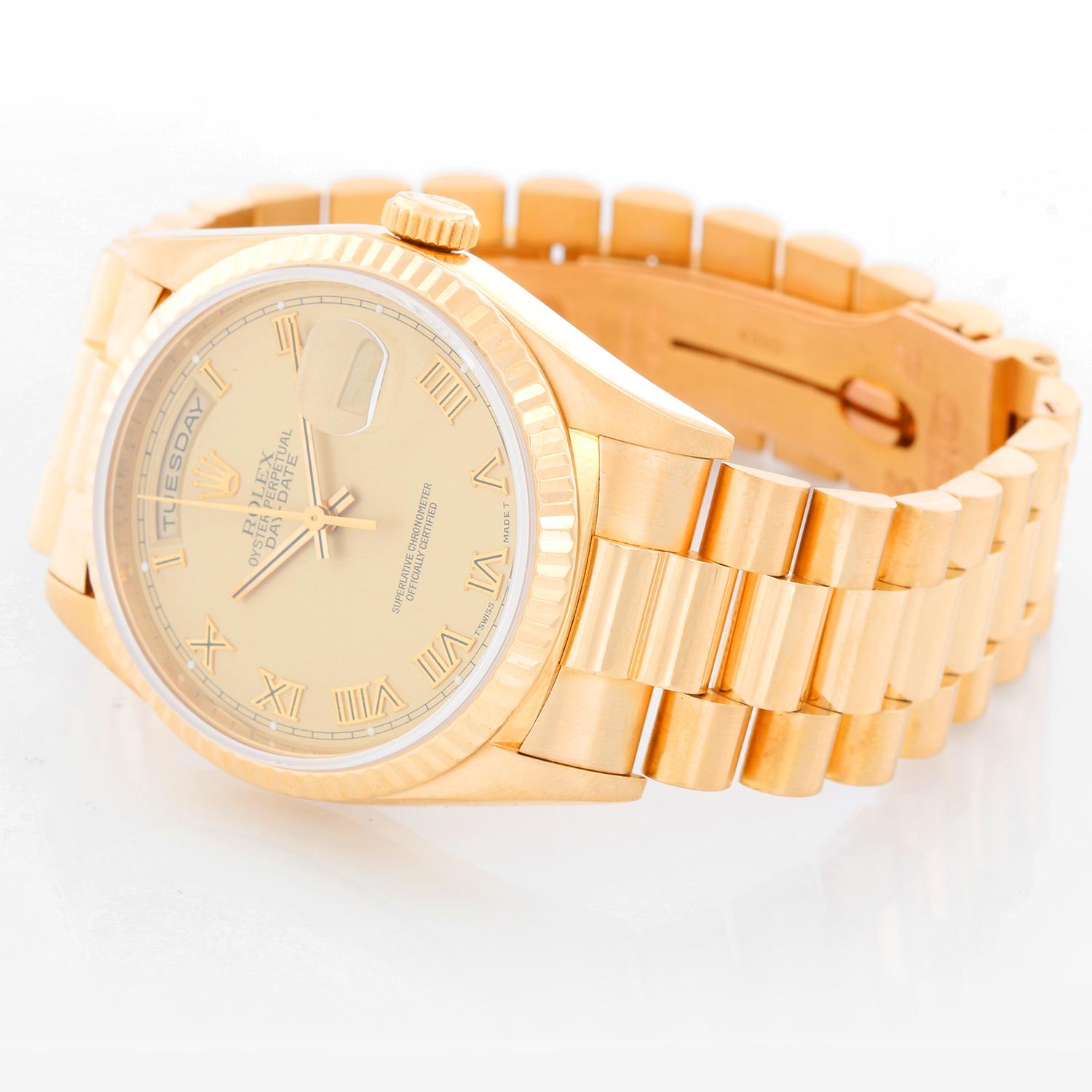 Men's Gold Rolex President Day-Date Watch 18238 - Automatic winding, 31 jewels, double Quickset, sapphire crystal. 18k yellow gold case and fluted bezel (36mm diameter). Champagne dial with Roman numerals. 18k yellow gold President bracelet.