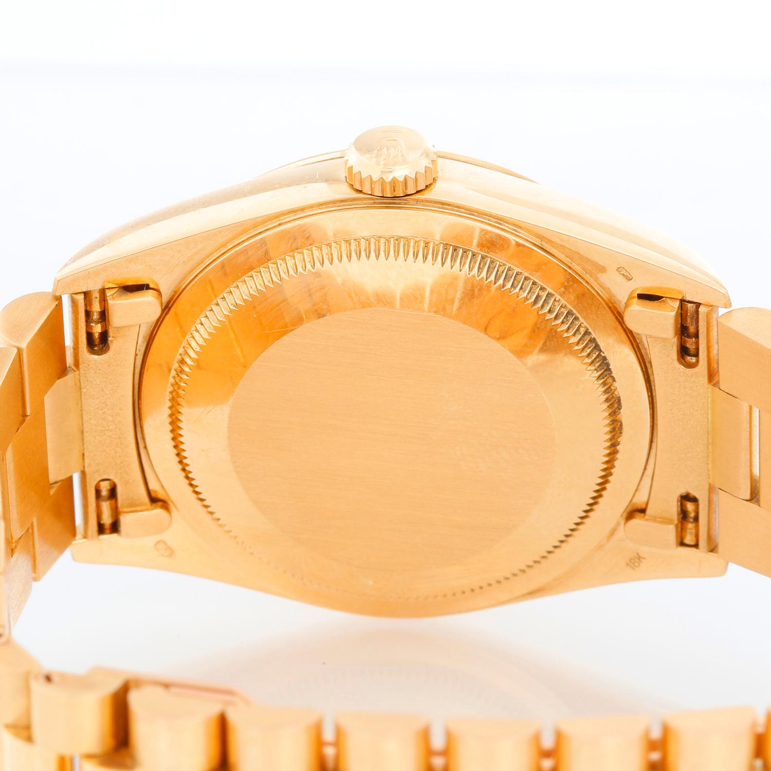 Men's Gold Rolex President Day-Date Watch 18238 1