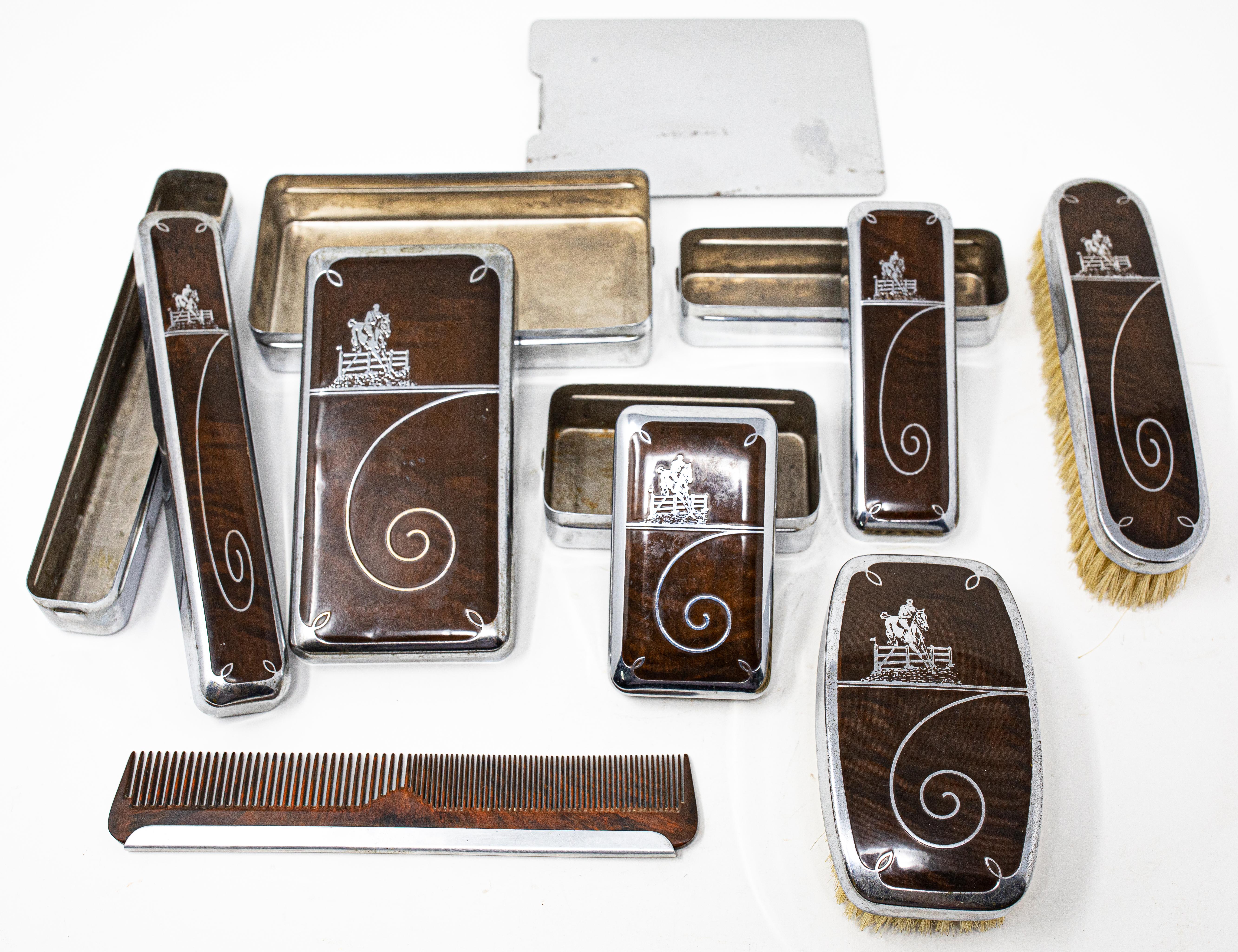 Men's Grooming Set Mid-Century Modern In Fair Condition For Sale In Cookeville, TN