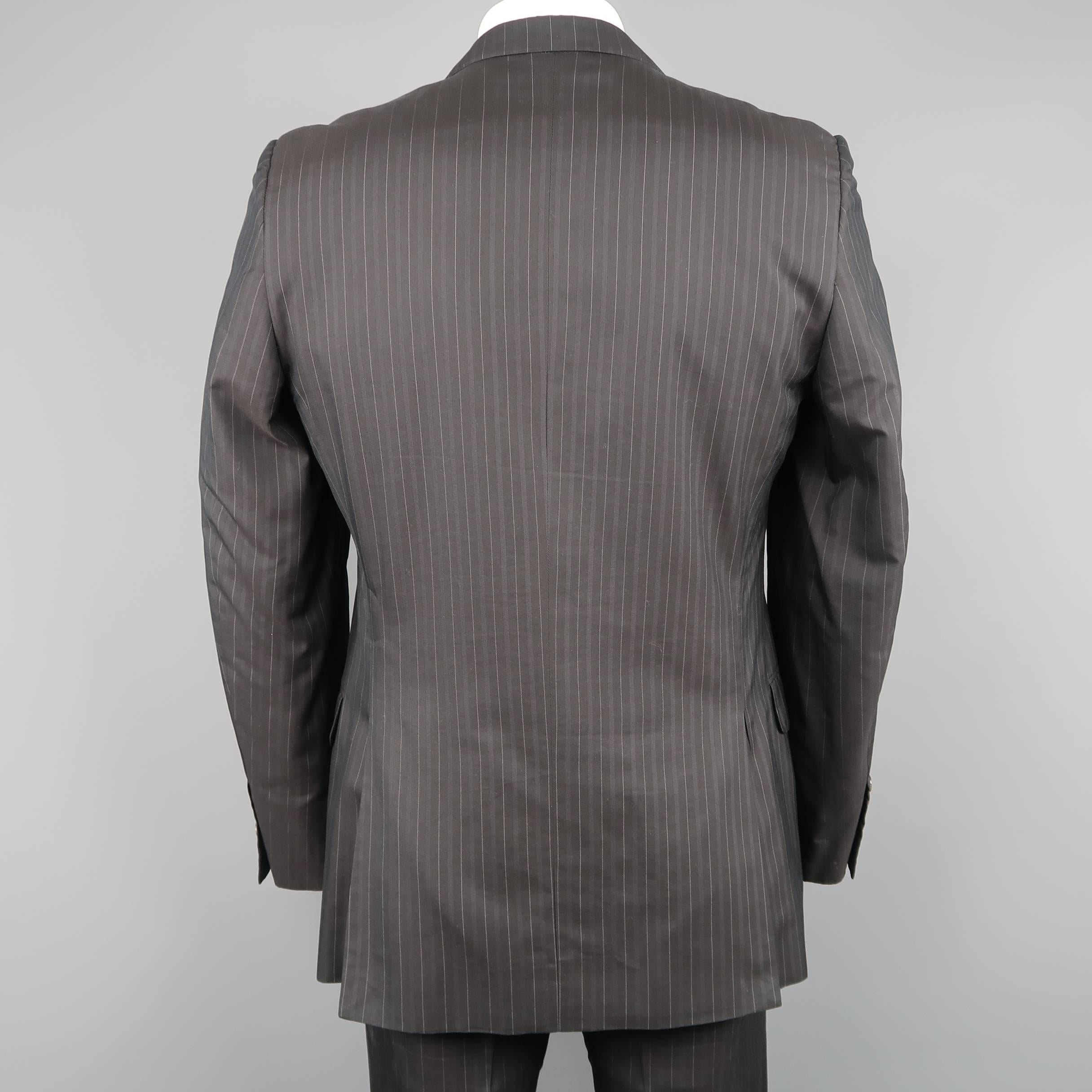 Black Men's GUCCI 42 Regular Charcoal Stripe Wool / Silk Notch Lapel 2 pc Suit