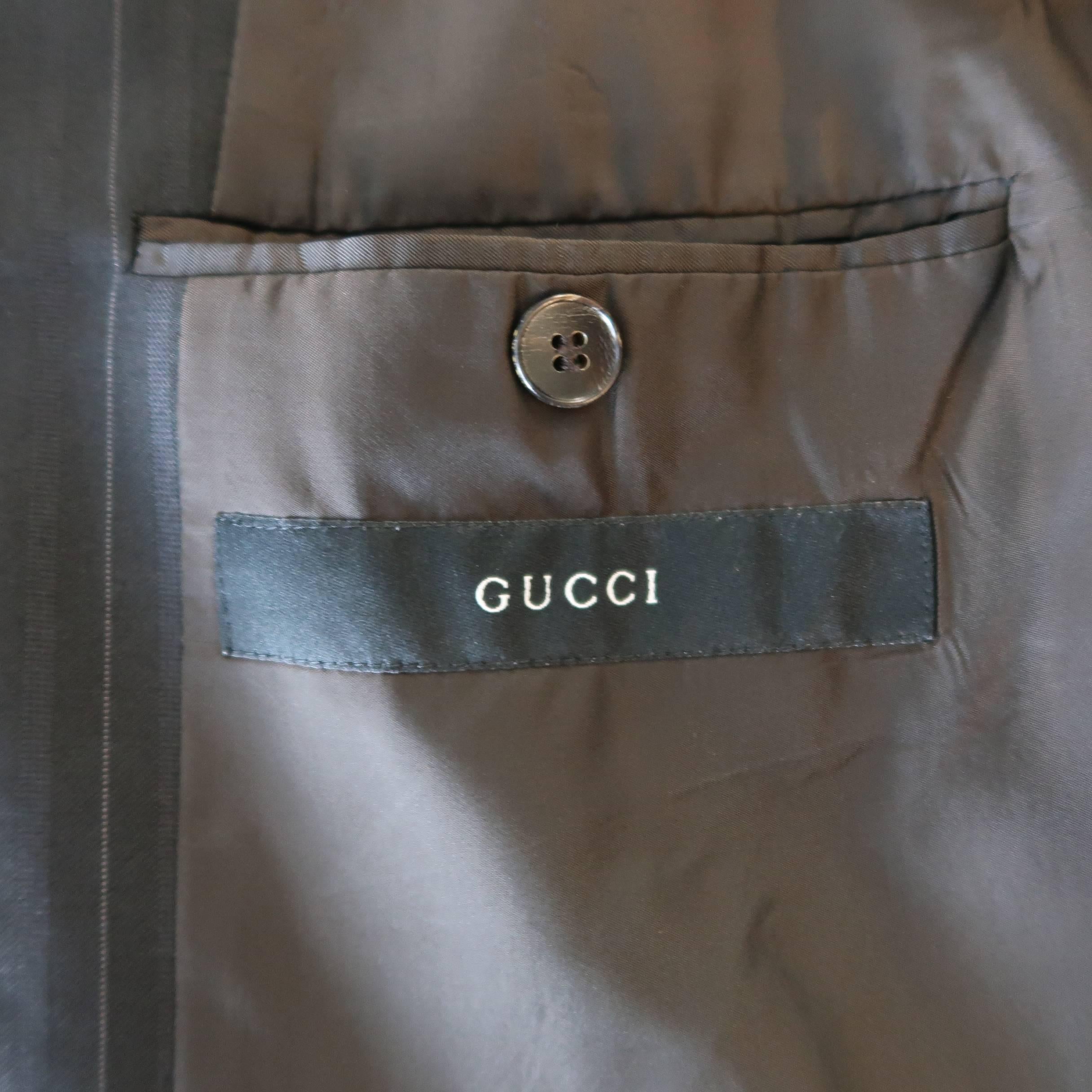 Men's GUCCI 42 Regular Charcoal Stripe Wool / Silk Notch Lapel 2 pc Suit 1