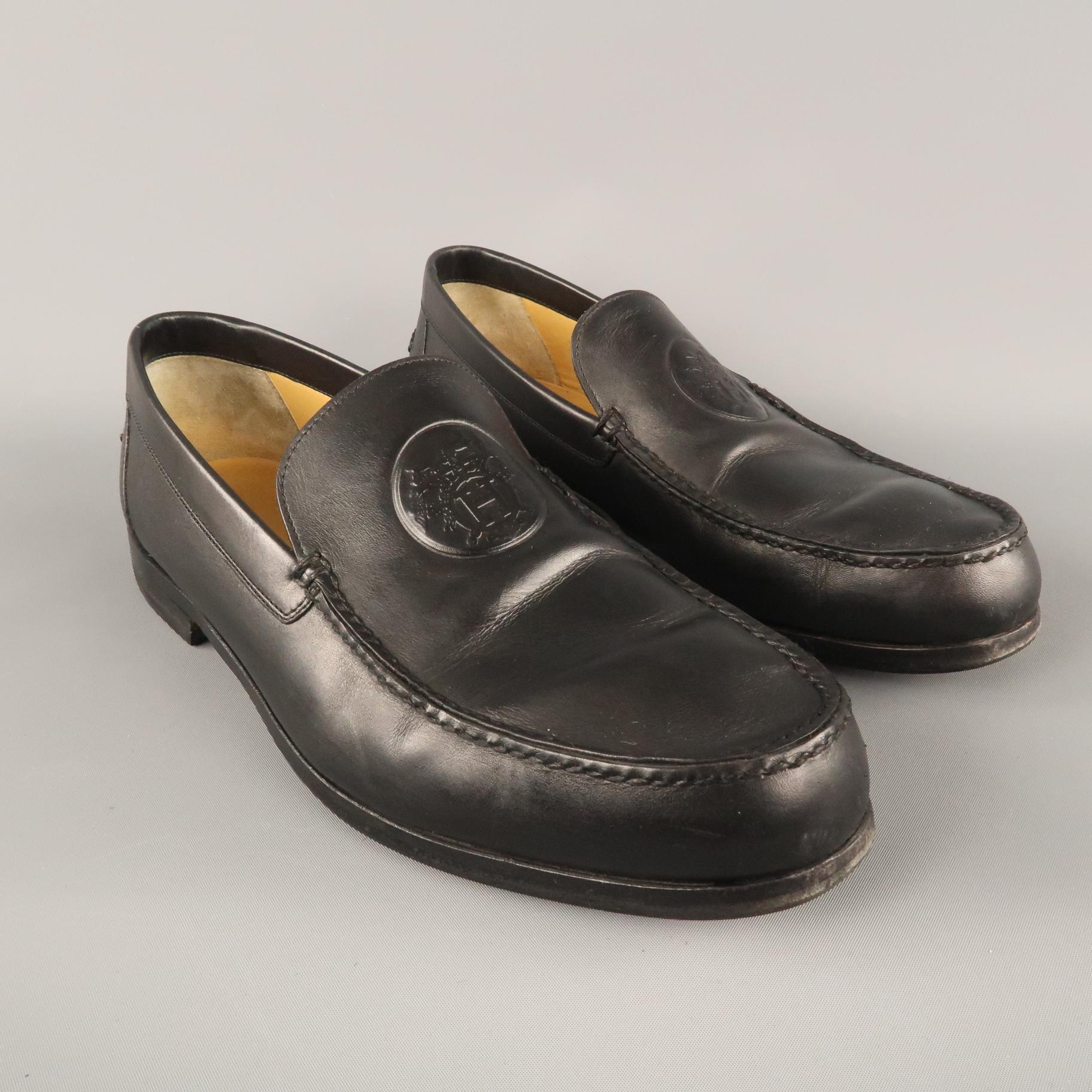 Men's HERMES Size 9.5 Black Leather Embossed Logo Slip On Loafers In Good Condition In San Francisco, CA