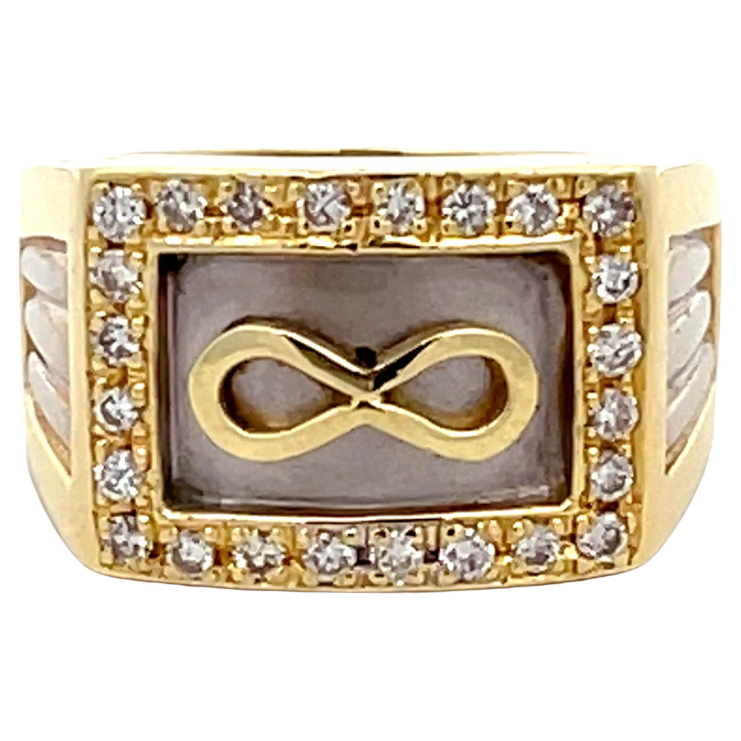 Mens Infinity Diamond Square Halo  2-Toned Ring with Fluted Shoulders in18k Gold For Sale