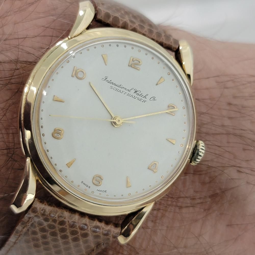 Mens IWC Schaffhausen 18k Gold 37mm Manual Wind Watch 1960s Vintage RA350 en vente 9