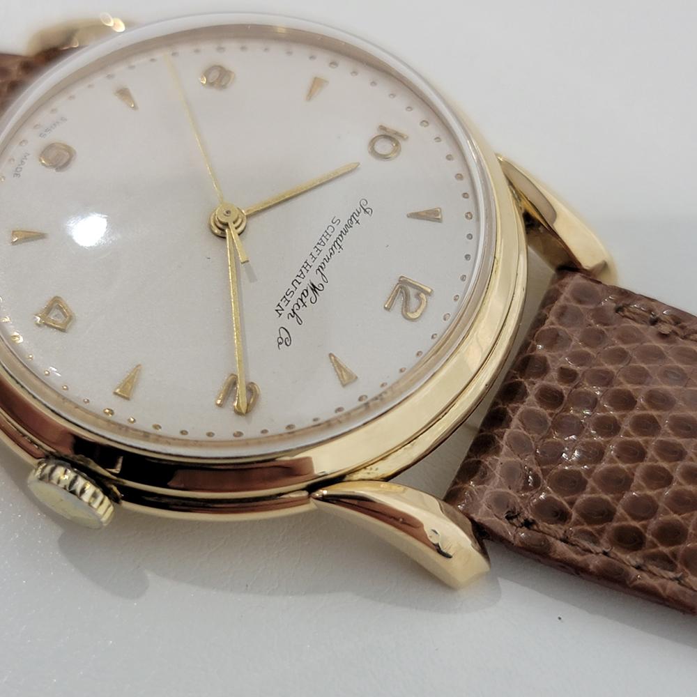 Mens IWC Schaffhausen 18k Gold Manual Wind Watch 1960s Vintage RA350 In Excellent Condition For Sale In Beverly Hills, CA