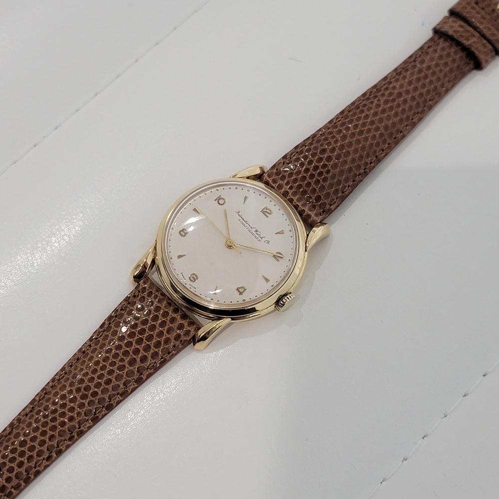 Mens IWC Schaffhausen 18k Gold 37mm Manual Wind Watch 1960s Vintage RA350 en vente 3