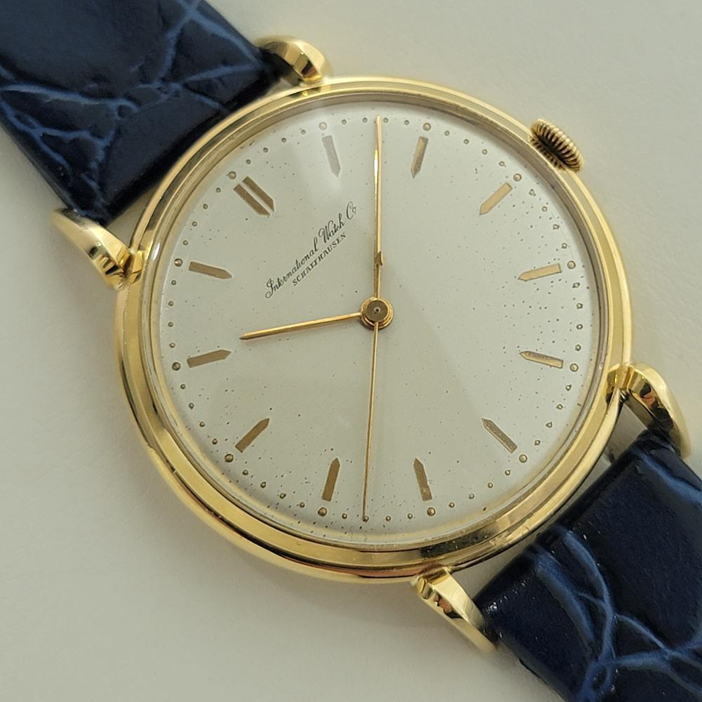 Mens IWC Schaffhausen 18k Solid Gold Jumbo 37mm Manual Wind 1960s Vintage RA440B In Excellent Condition In Beverly Hills, CA