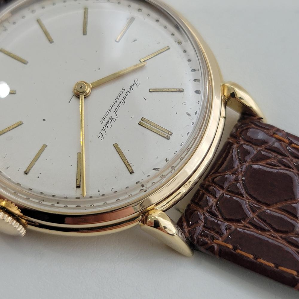 IWC Schaffhausen or massif 18 carats Jumbo 37 mm à remontage manuel des années 1960 vintage RA440B en vente 2