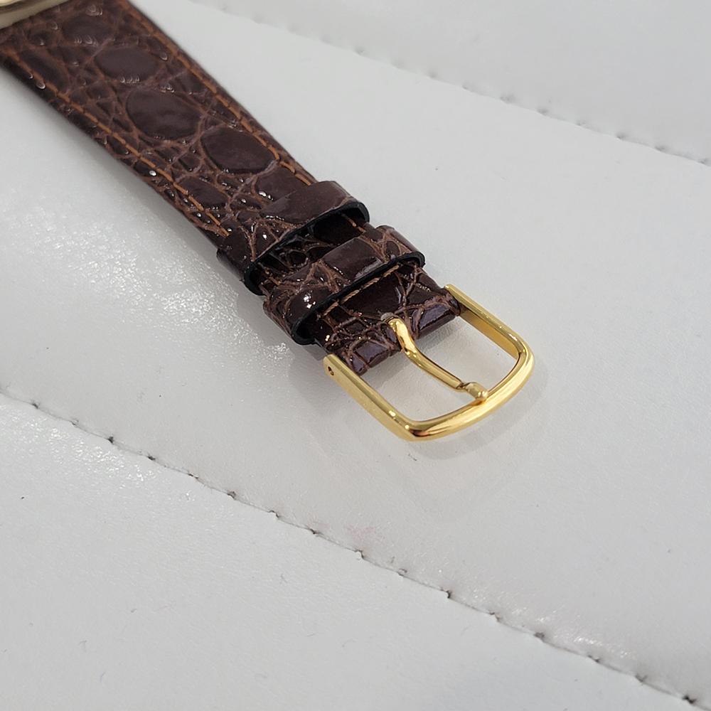 IWC Schaffhausen or massif 18 carats Jumbo 37 mm à remontage manuel des années 1960 vintage RA440B en vente 3
